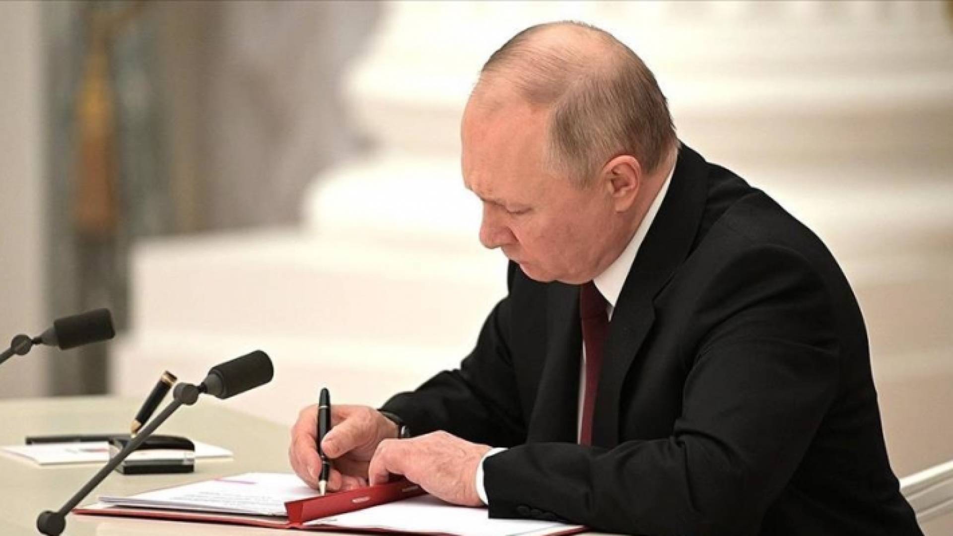 صورة أرشيفية للرئيس الروسي فلادمير بوتين