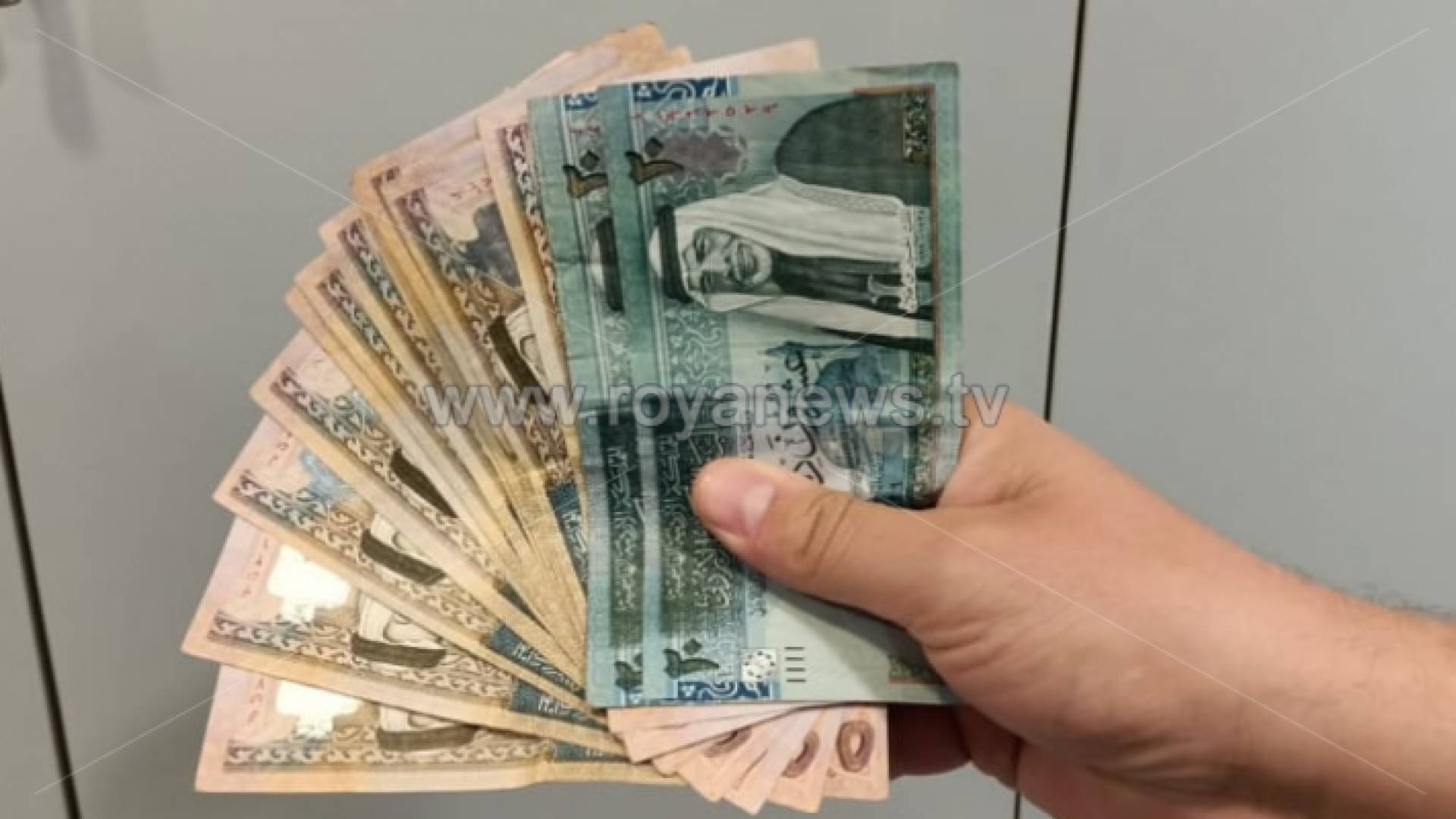 مبالغ نقدية أردنية