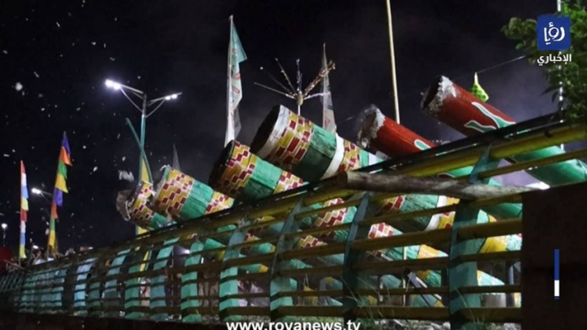 مدافع خشبية