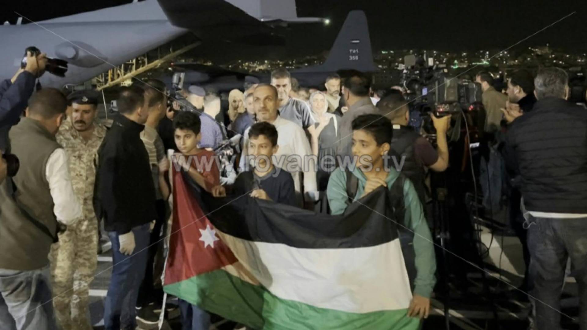 أردنيون عائدون من السودان