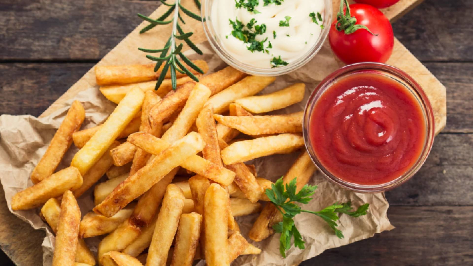 طبق من البطاطا المقلية