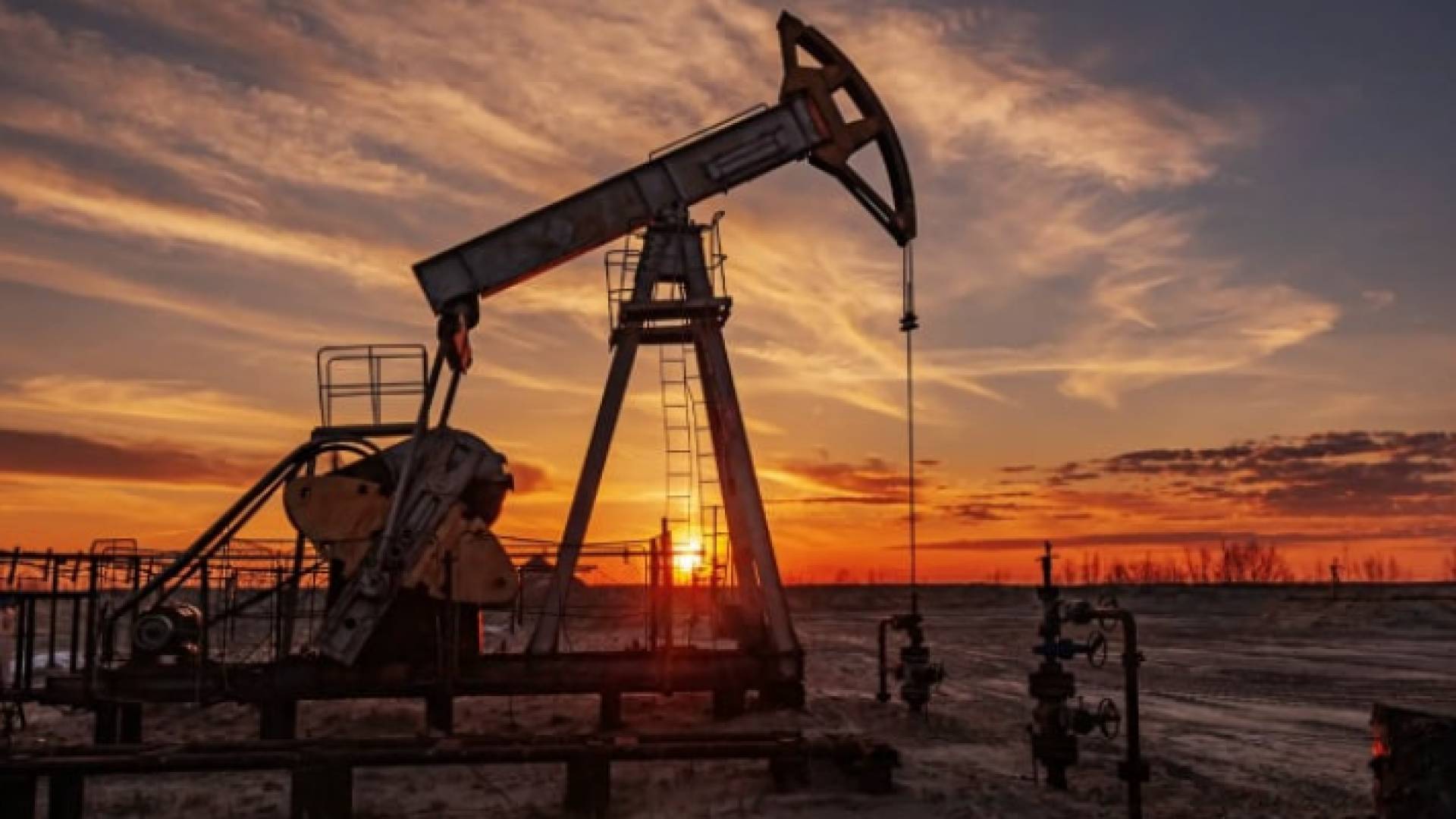 حقل نفط "أرشيفية"