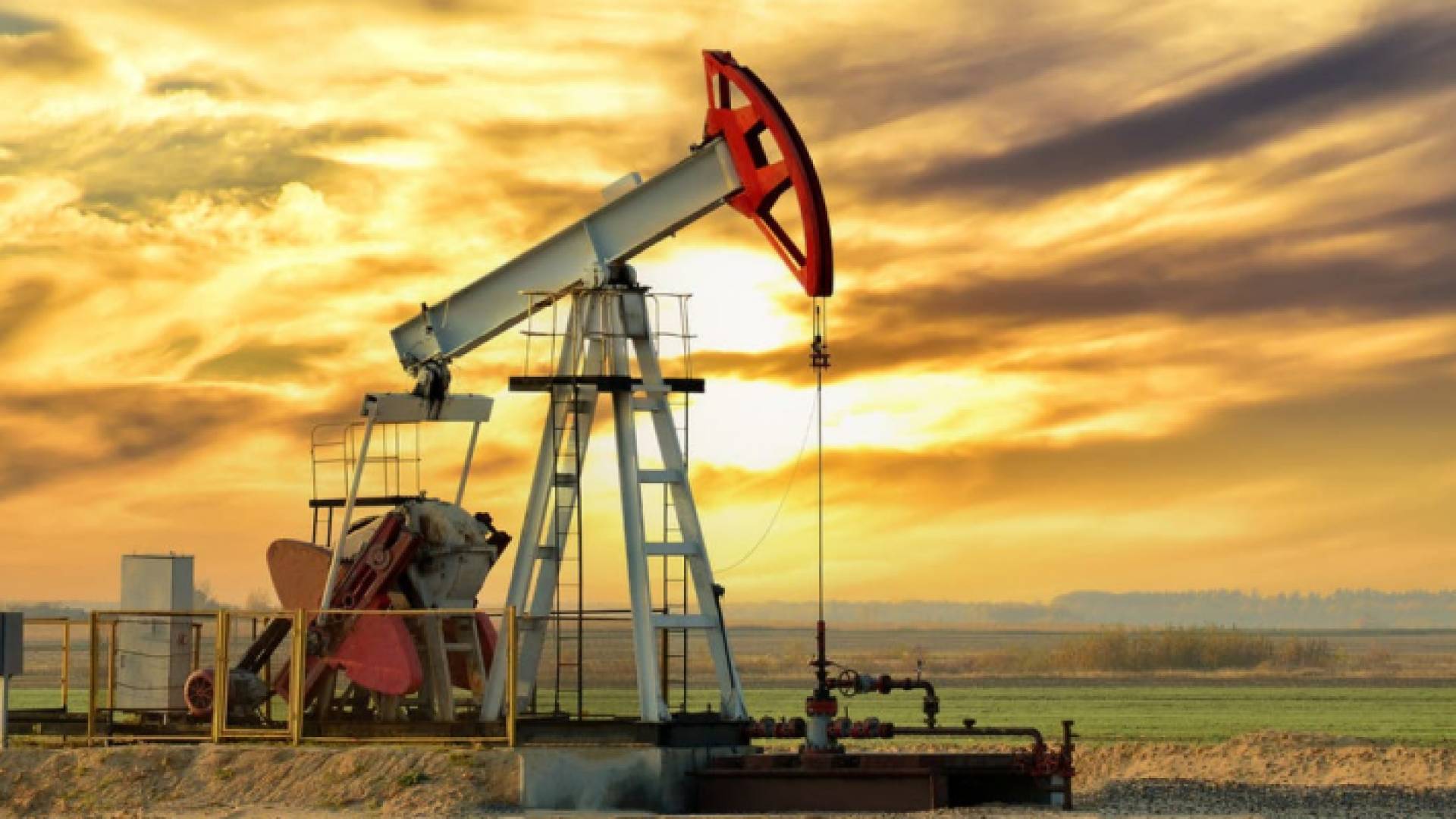 حقل نفط "أرشيفية"