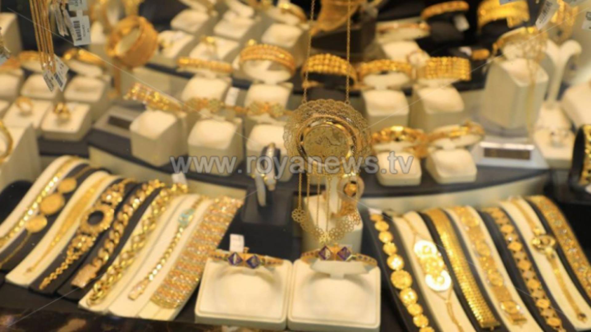 ذهب في الأسواق