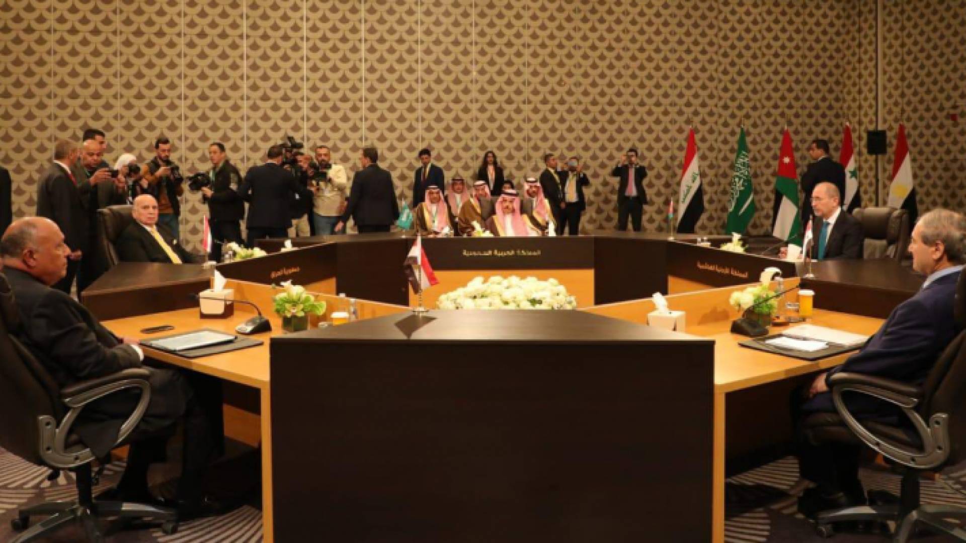 الصورة من اجتماع عمّان التشاوري