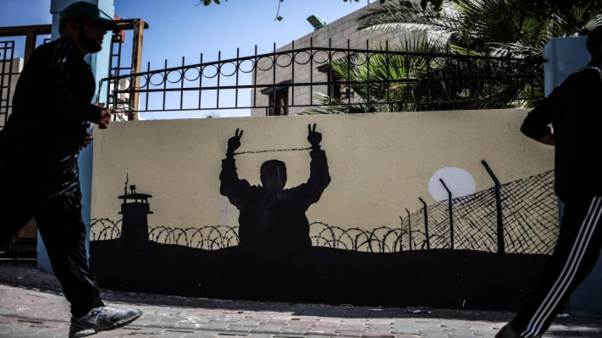 صورة تعبيرية تطالب بالحرية للأسرى