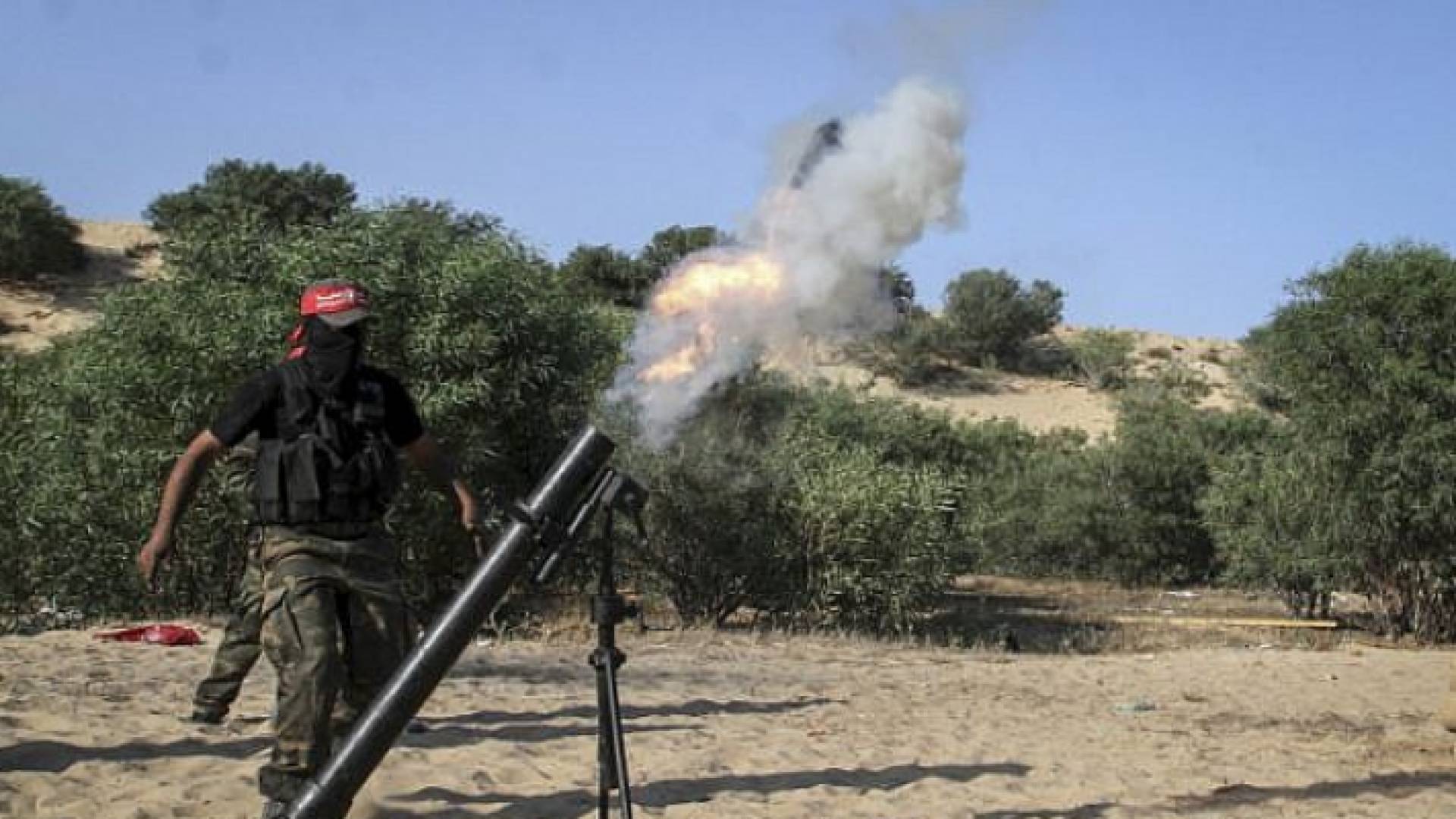 صورة تعبيرية من إطلاق قذائف هاون من المقاومة الفلسطينية