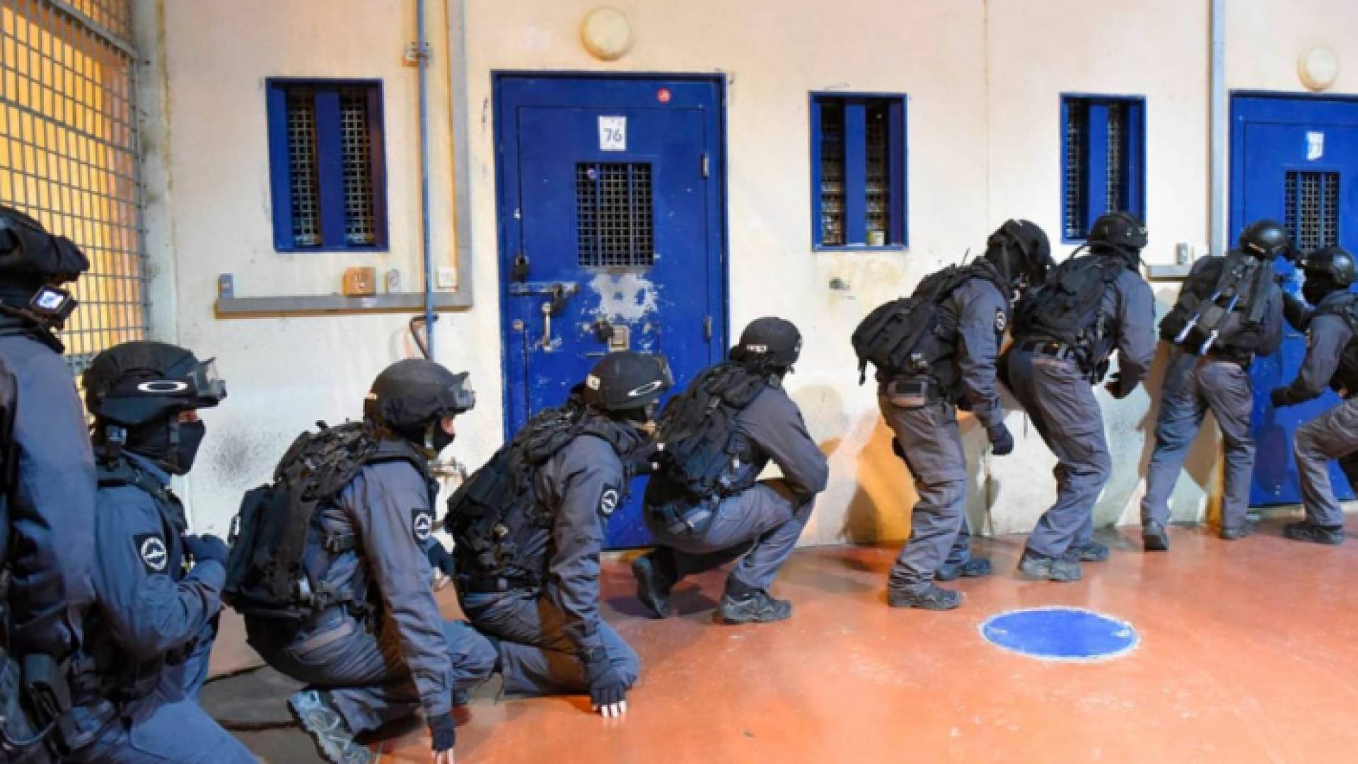 سجون الاحتلال