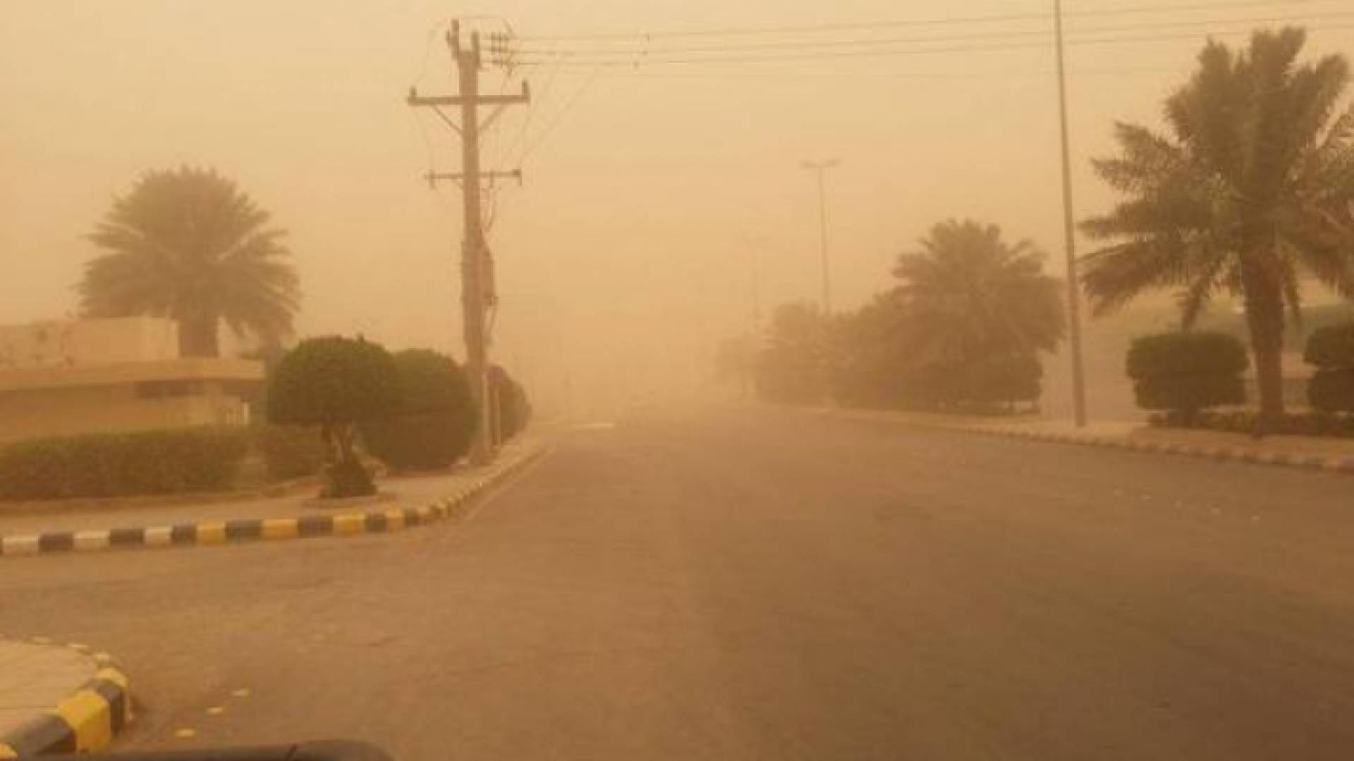 أجواء مغبرة