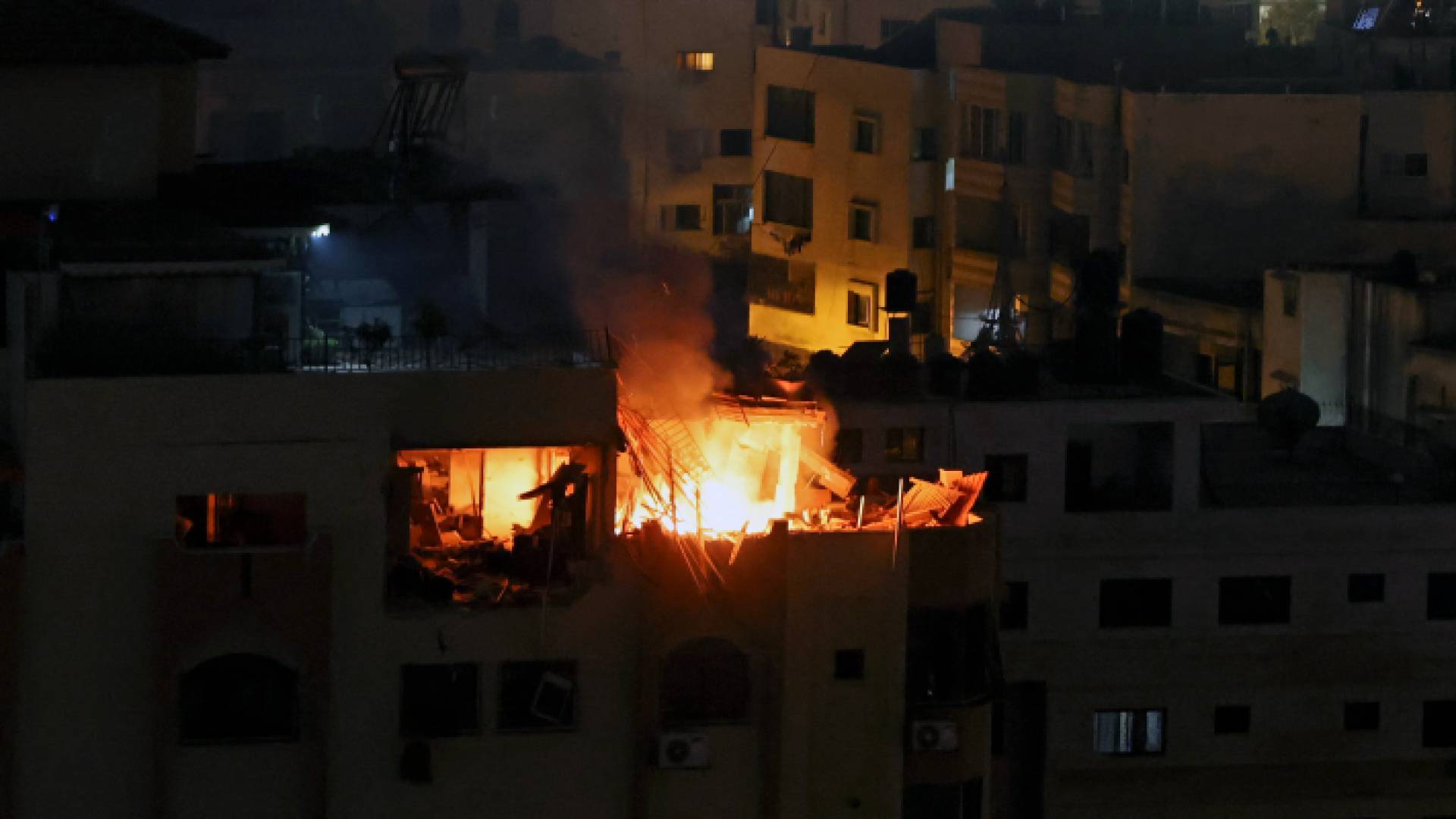 جانب من قصف الاحتلال الإسرائيلي على قطاع غزة