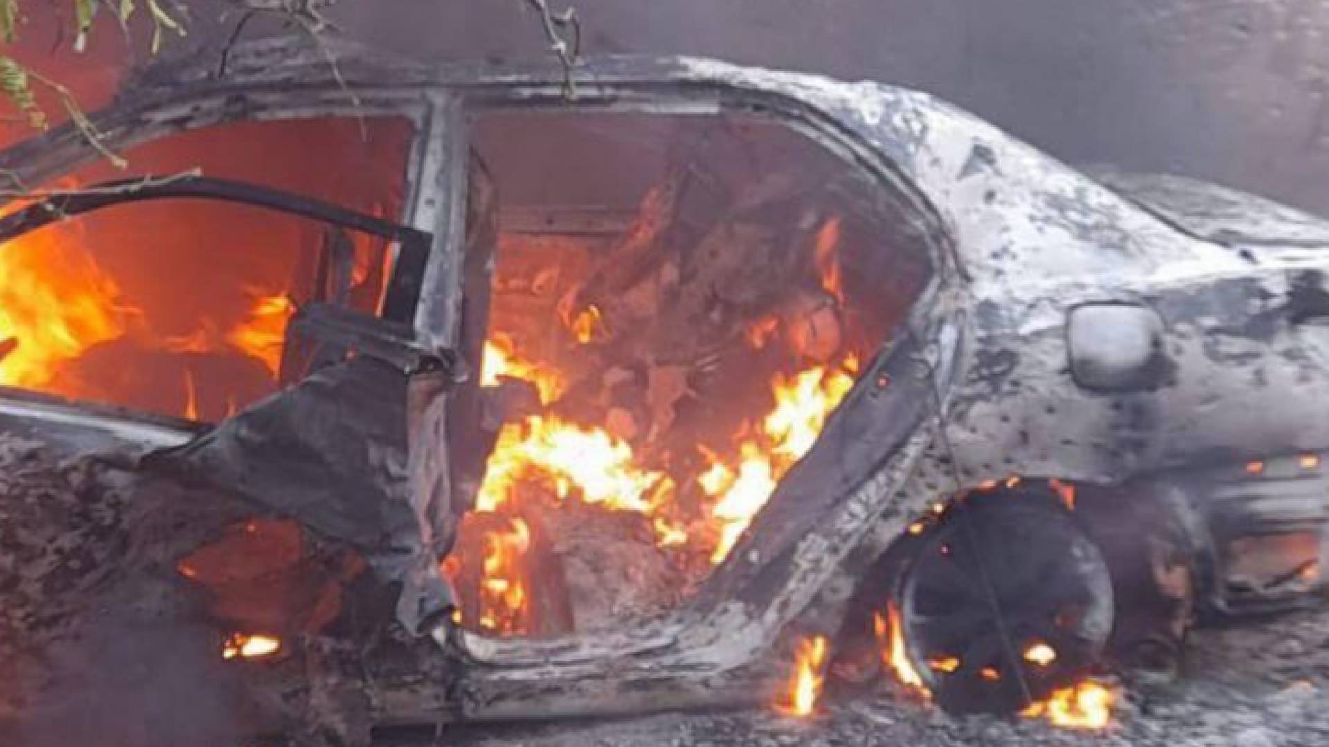 صورة للمركبة التي تم استهدافها من قبل قوات الاحتلال