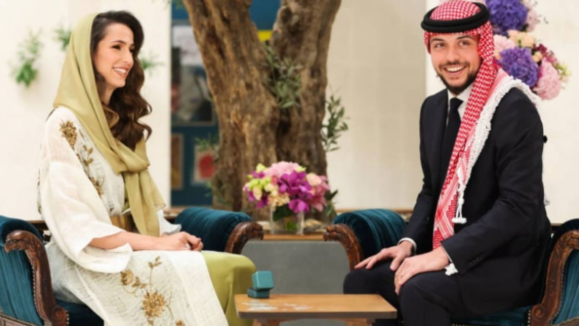 سمو ولي العهد والآنسة رجوة