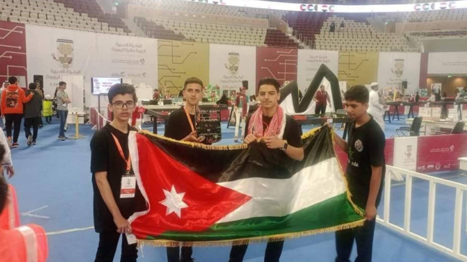 فريق مدرسة الملك عبدالله الثاني للتميز /الطفيلة