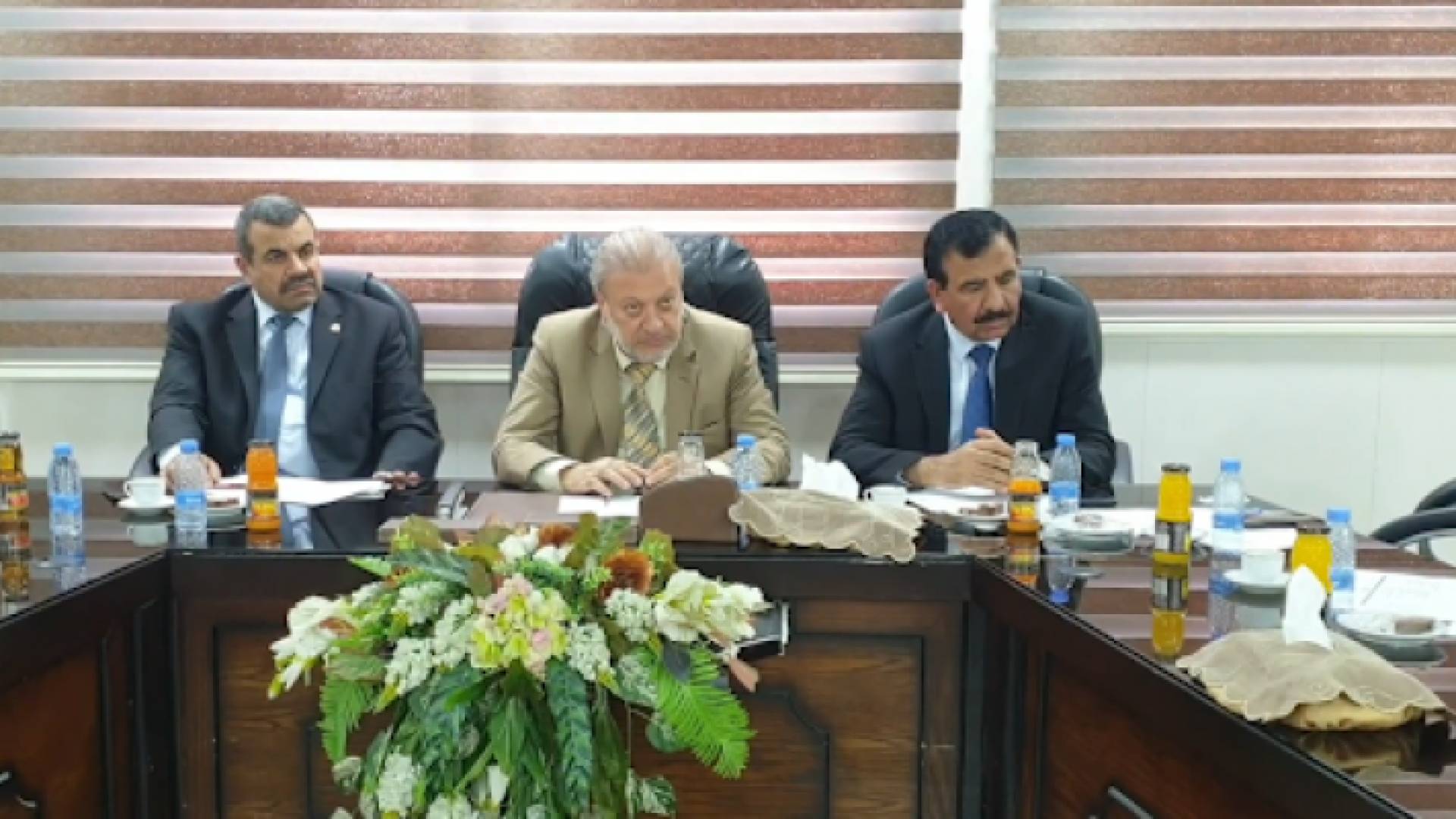 صورة من اللقاء