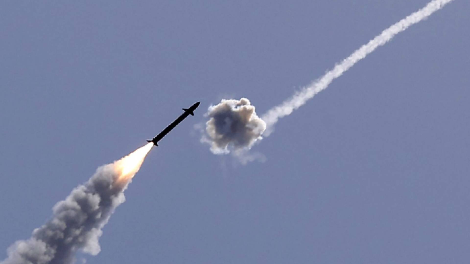 قذيفة صاروخية أطلقت من غزة صوب المستوطنات