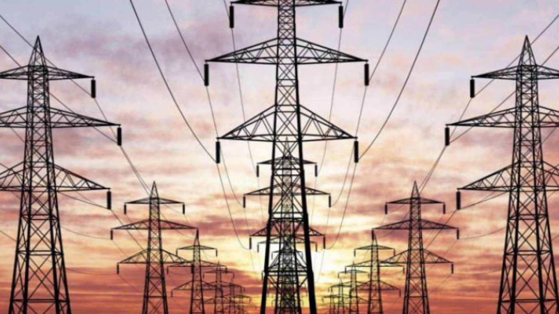 أعمدة كهرباء