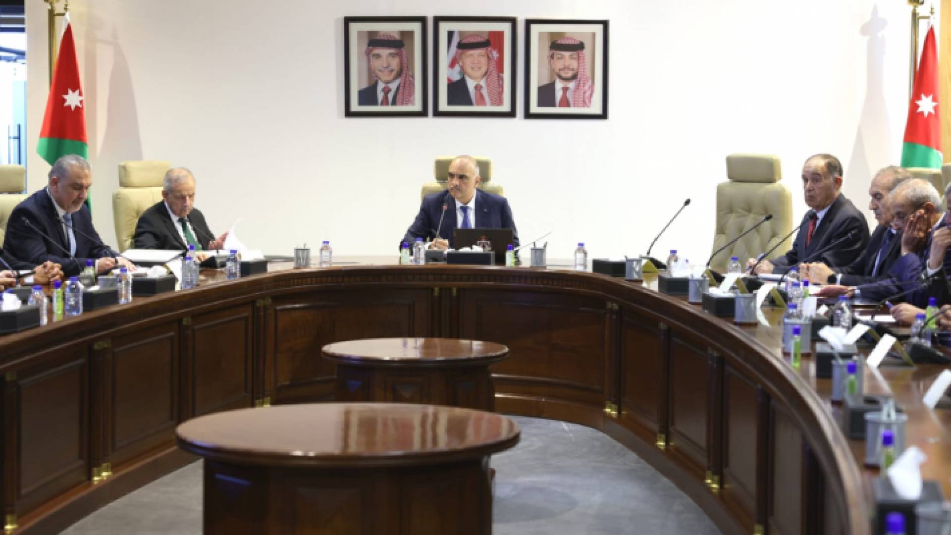 مجلس الوزراء