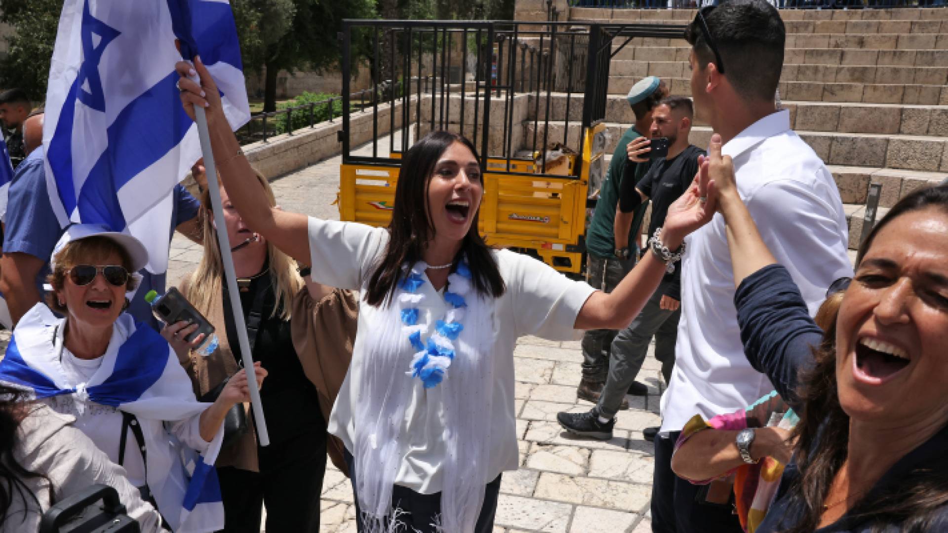 وزيرة في حكومة الاحتلال رفع علم الكيان