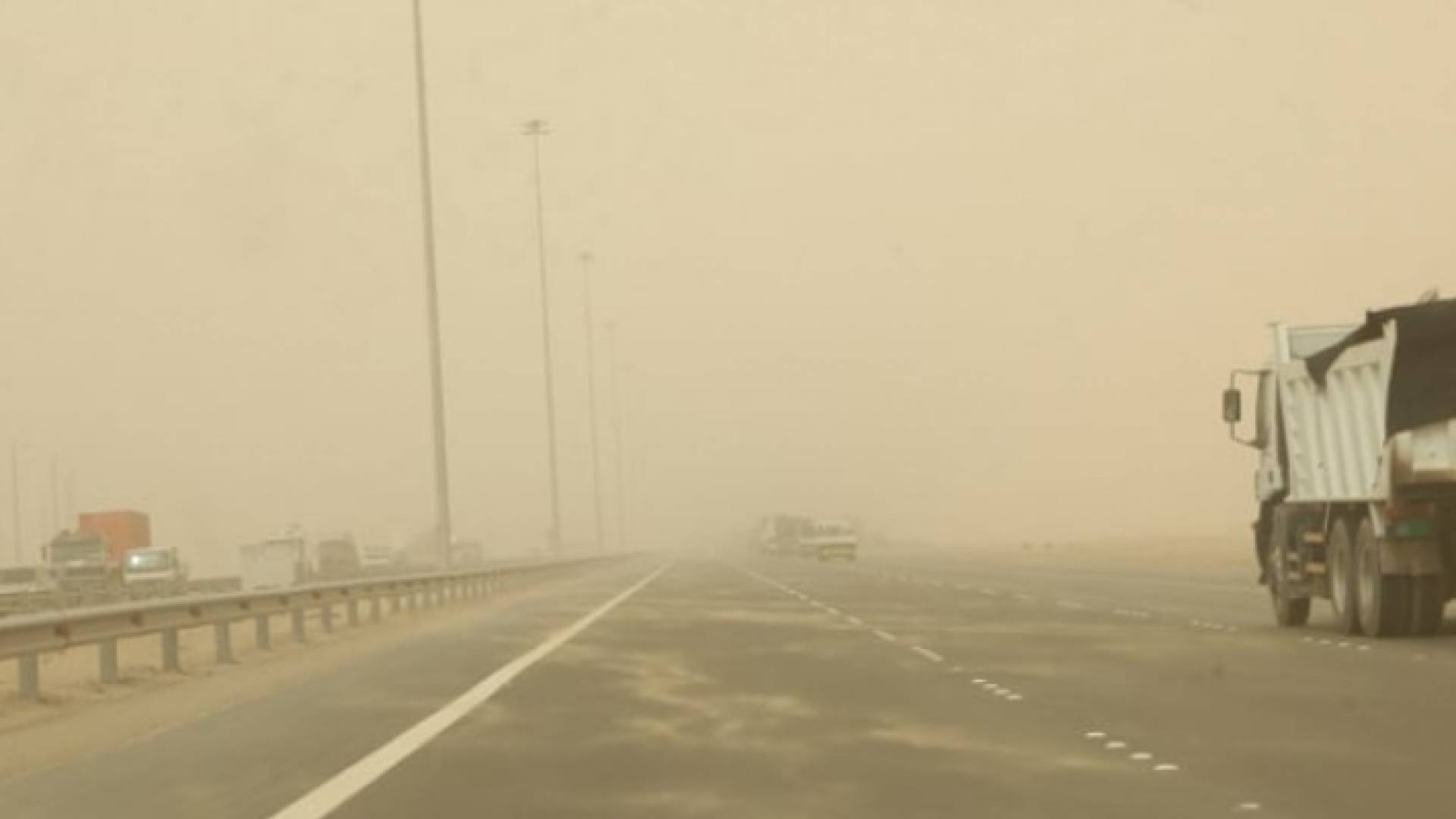 أجواء مغبرة في أحد شوارع الأردن "أرشيفية"