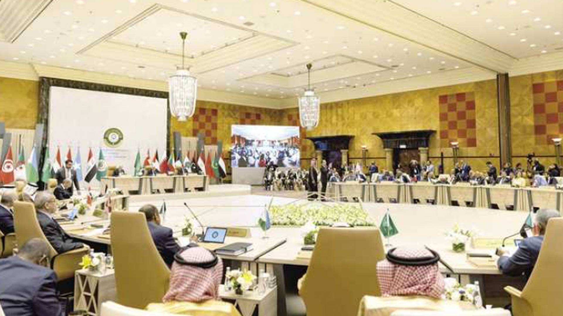 جانب من القمة العربية في جدة