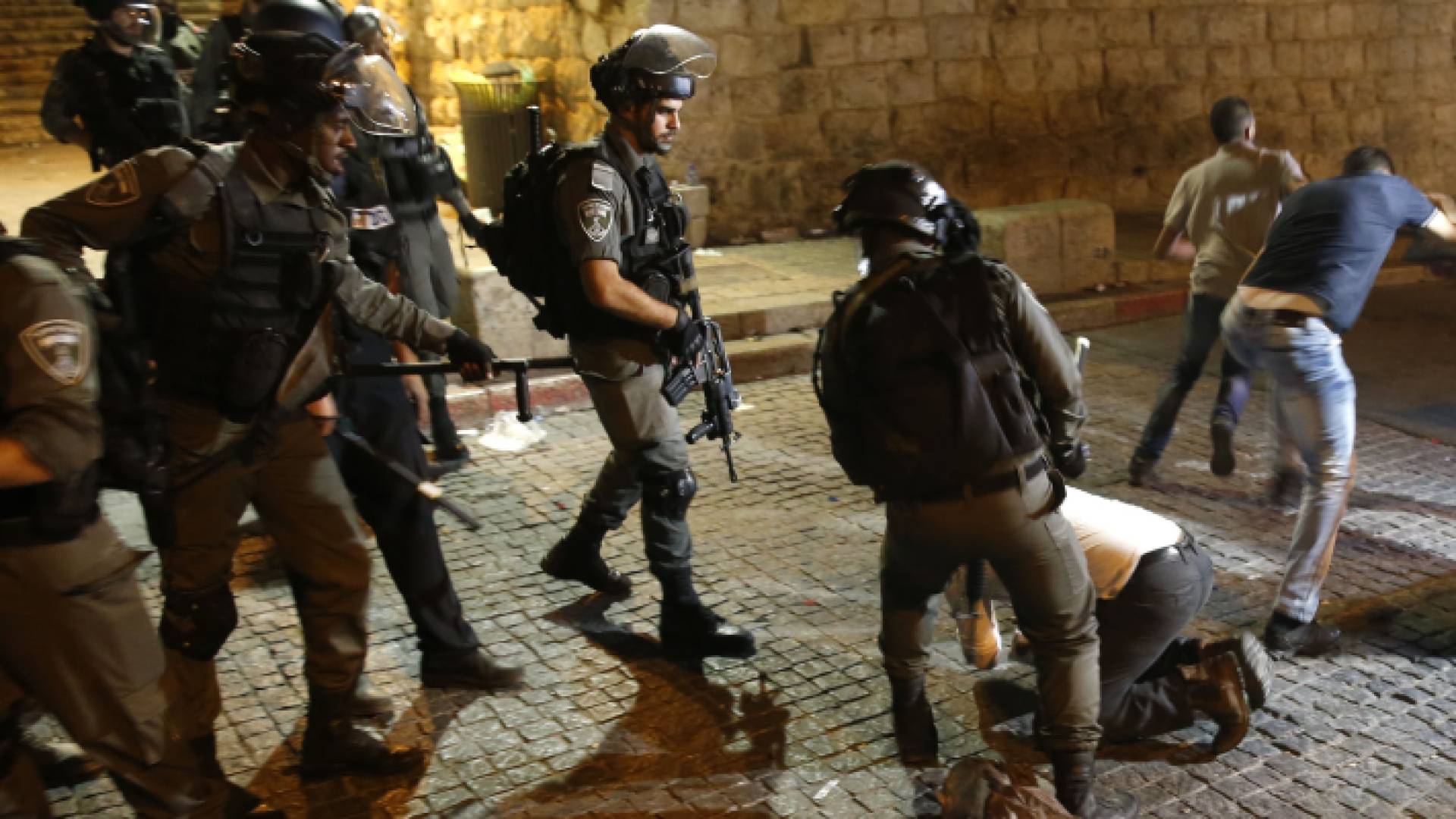 اعتداء قوات الاحتلال