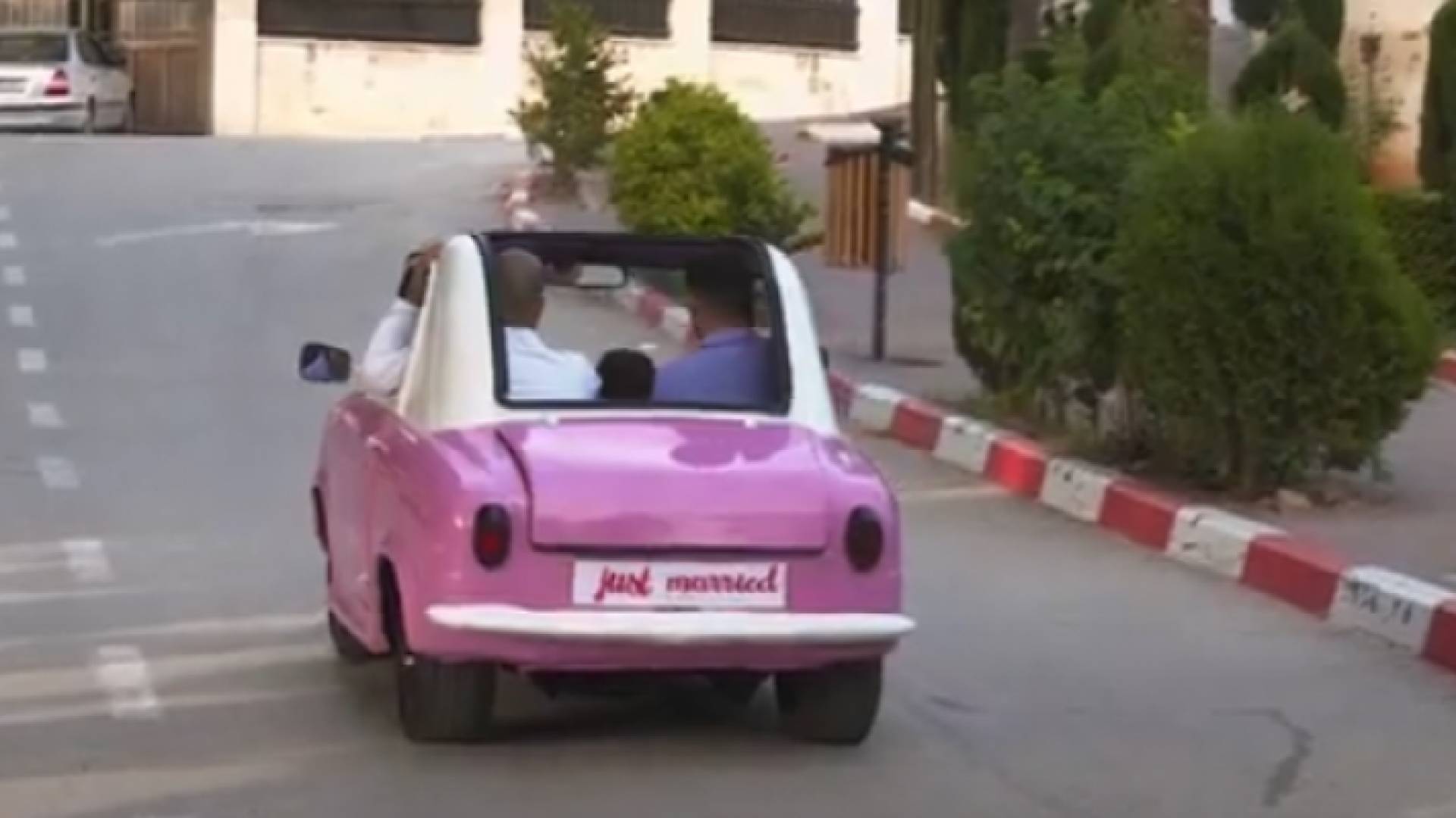 أصغر سيارة في فلسطين