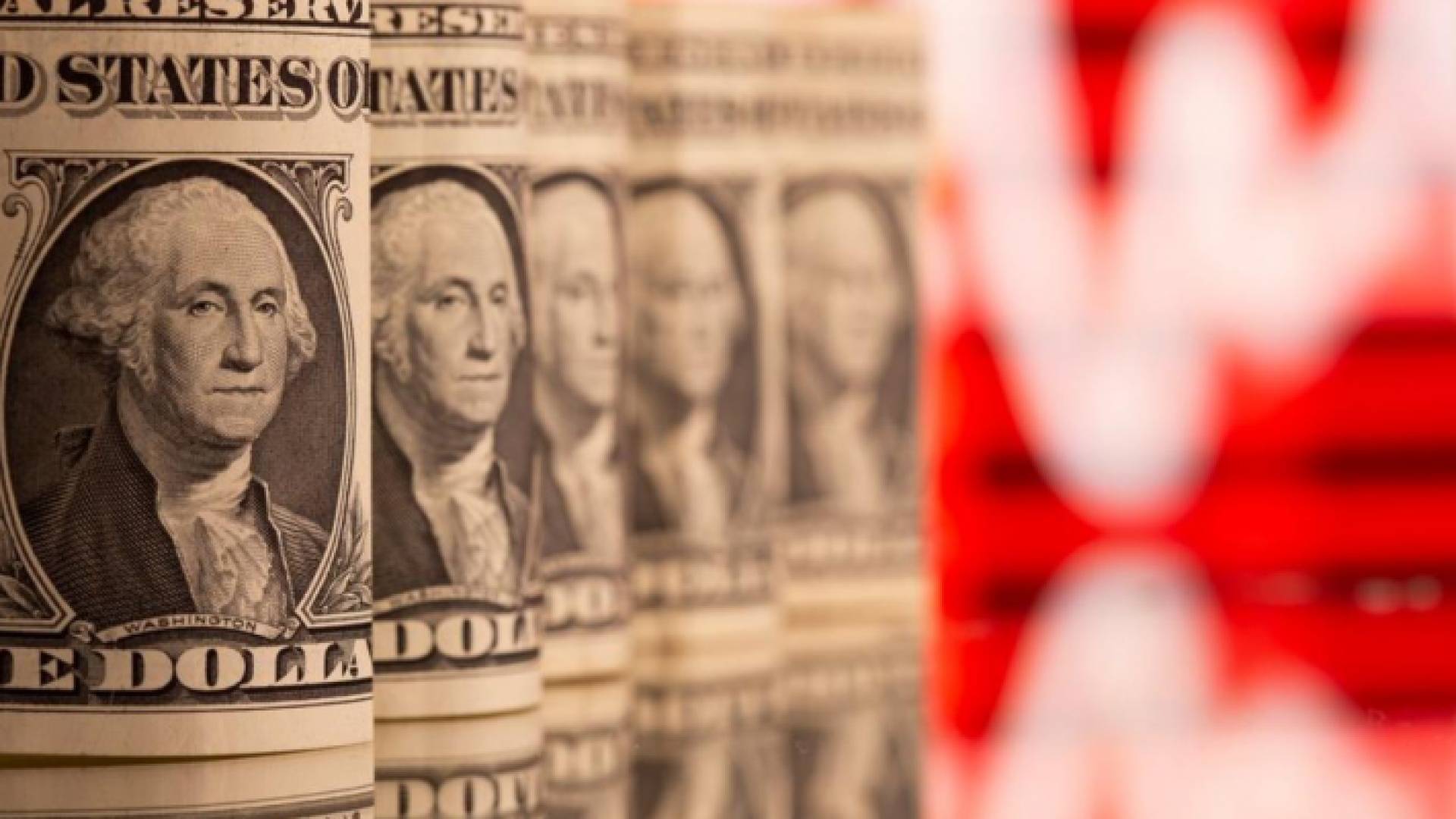 دولارات أمريكية