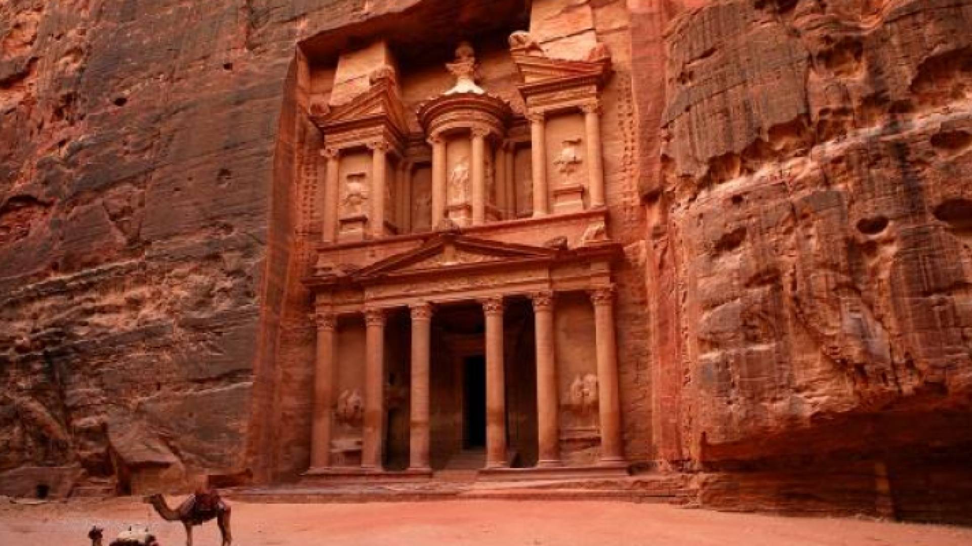 المدينة الوردية "البترا"