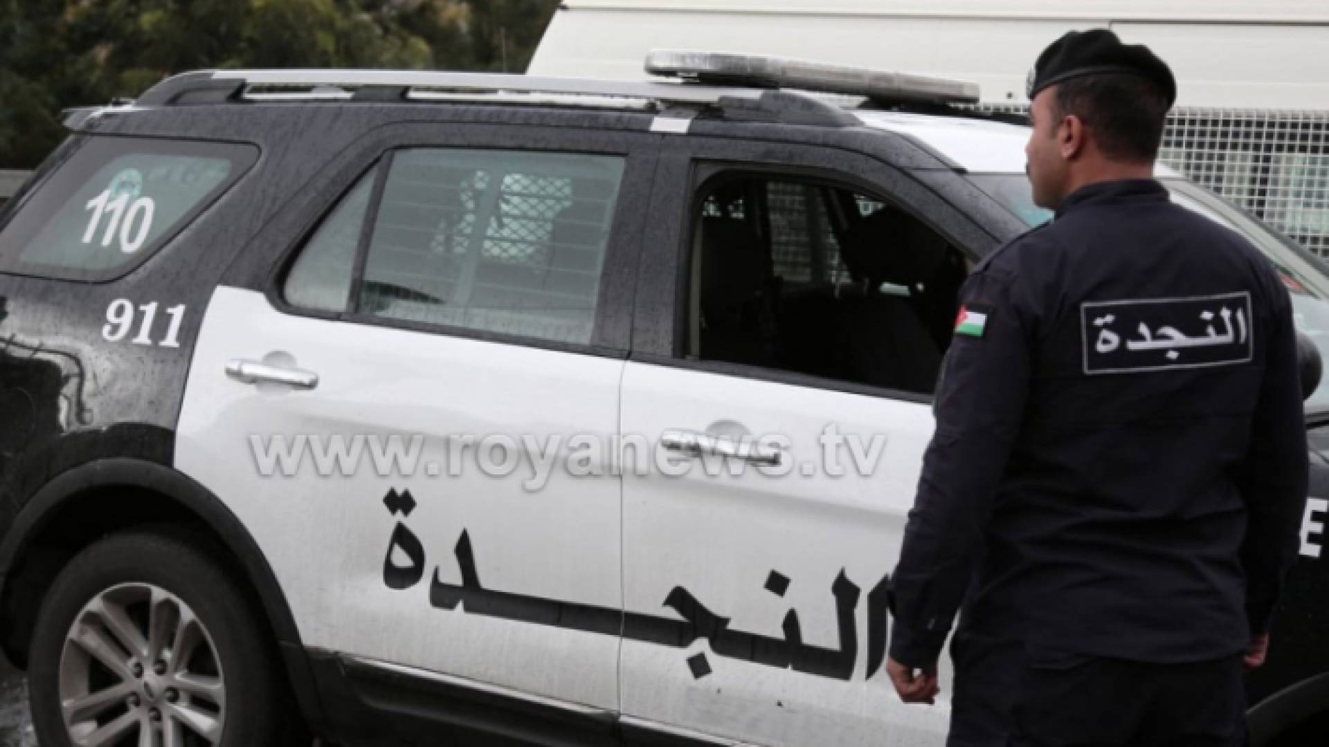 صورة أرشيفية لرجل أمن أمام دورية