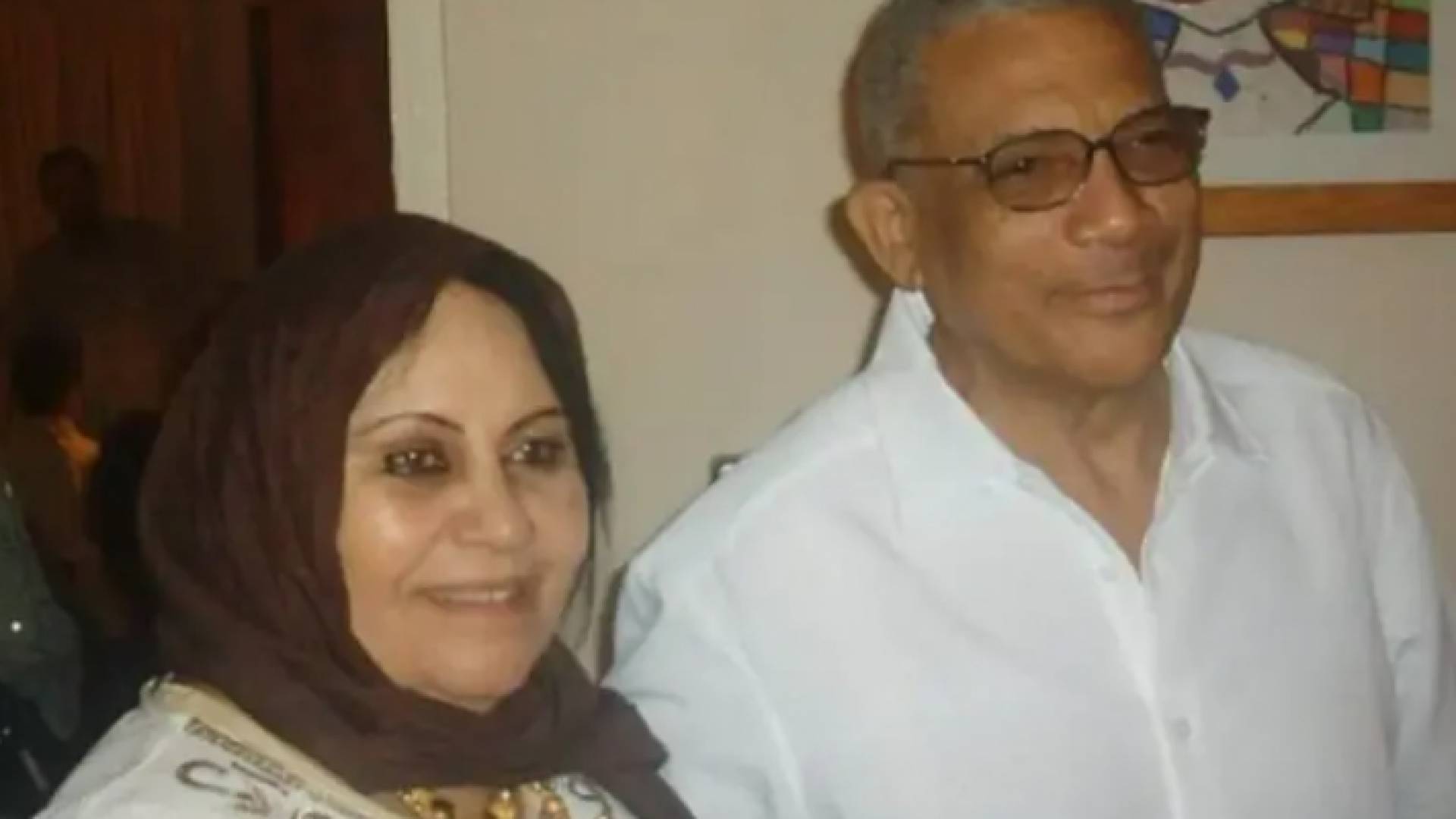 عبد الله شلقمي وزوجته المتوفاة