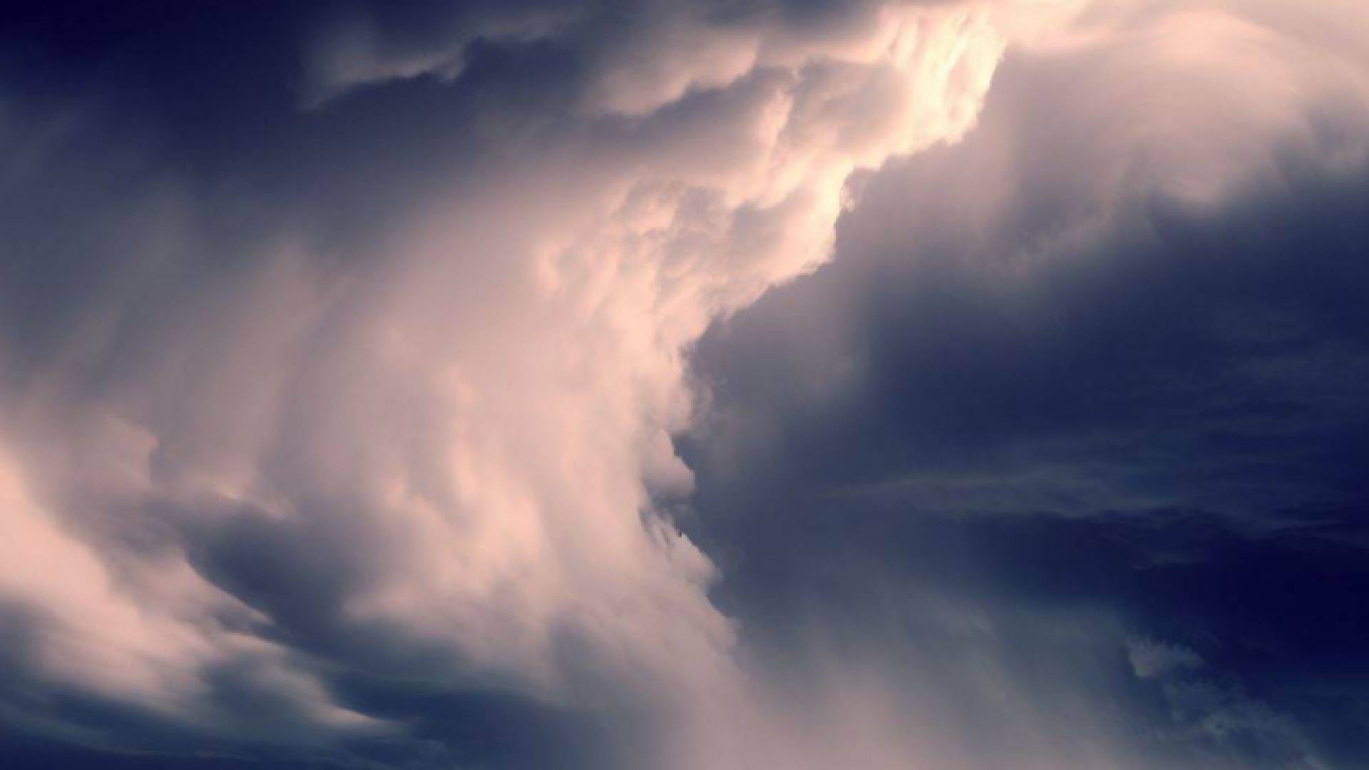 عدم استقرار الجوي بتقنية الذكاء الاصطناعي