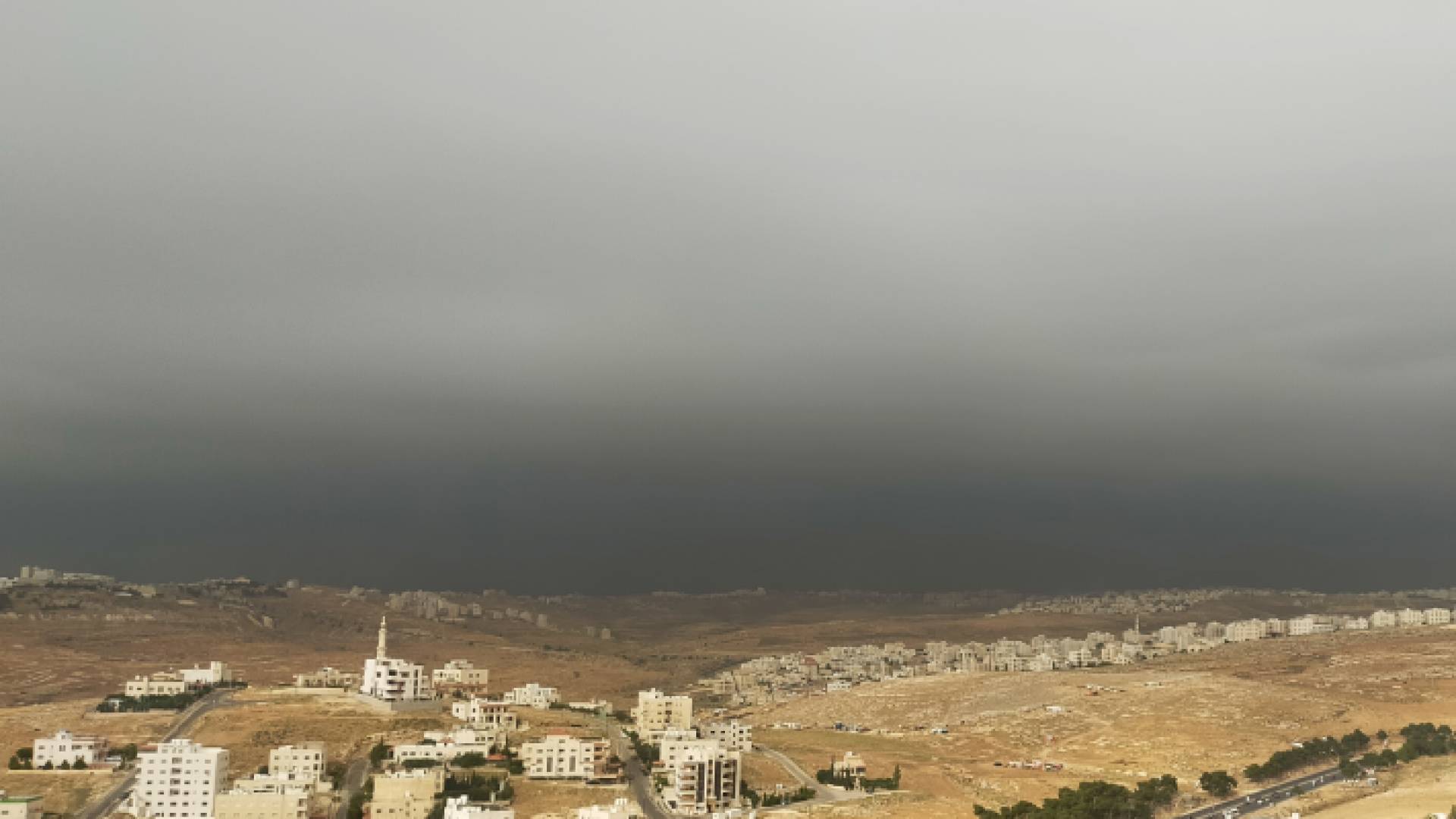 سحب في سماء العاصمة عمان