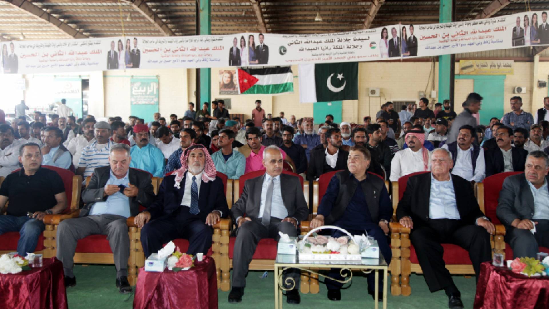 مشاهد من الحفل