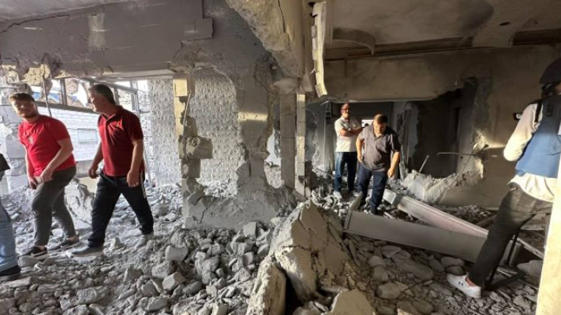 الصورة من المنزل