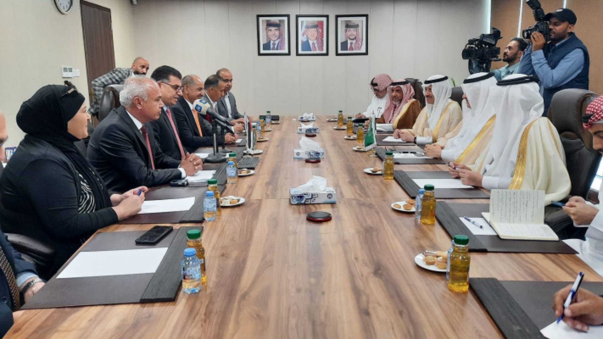 جانب من الاجتماع