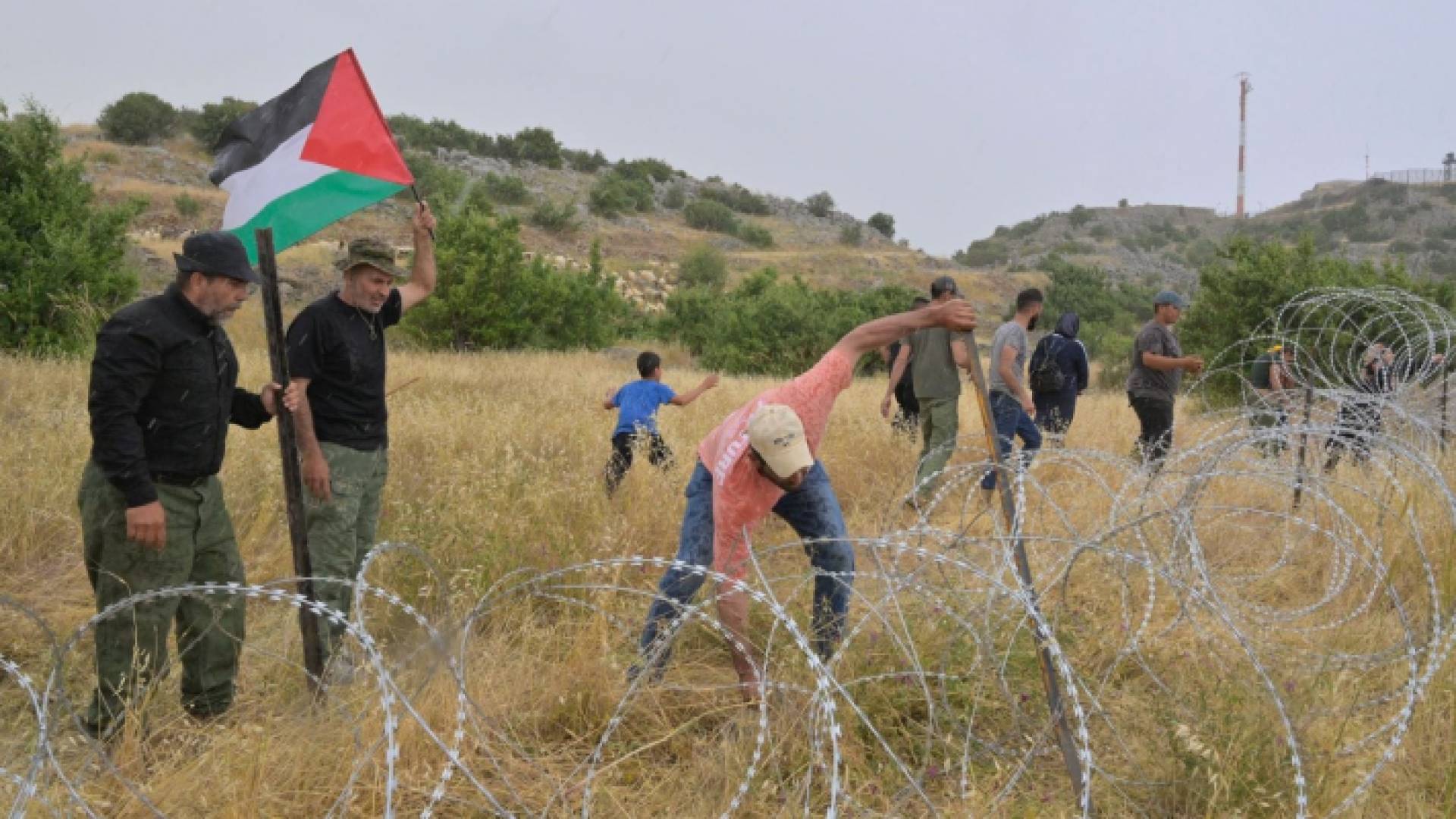 جانب من المواجهات على الحدود اللبنانية مع فلسطين