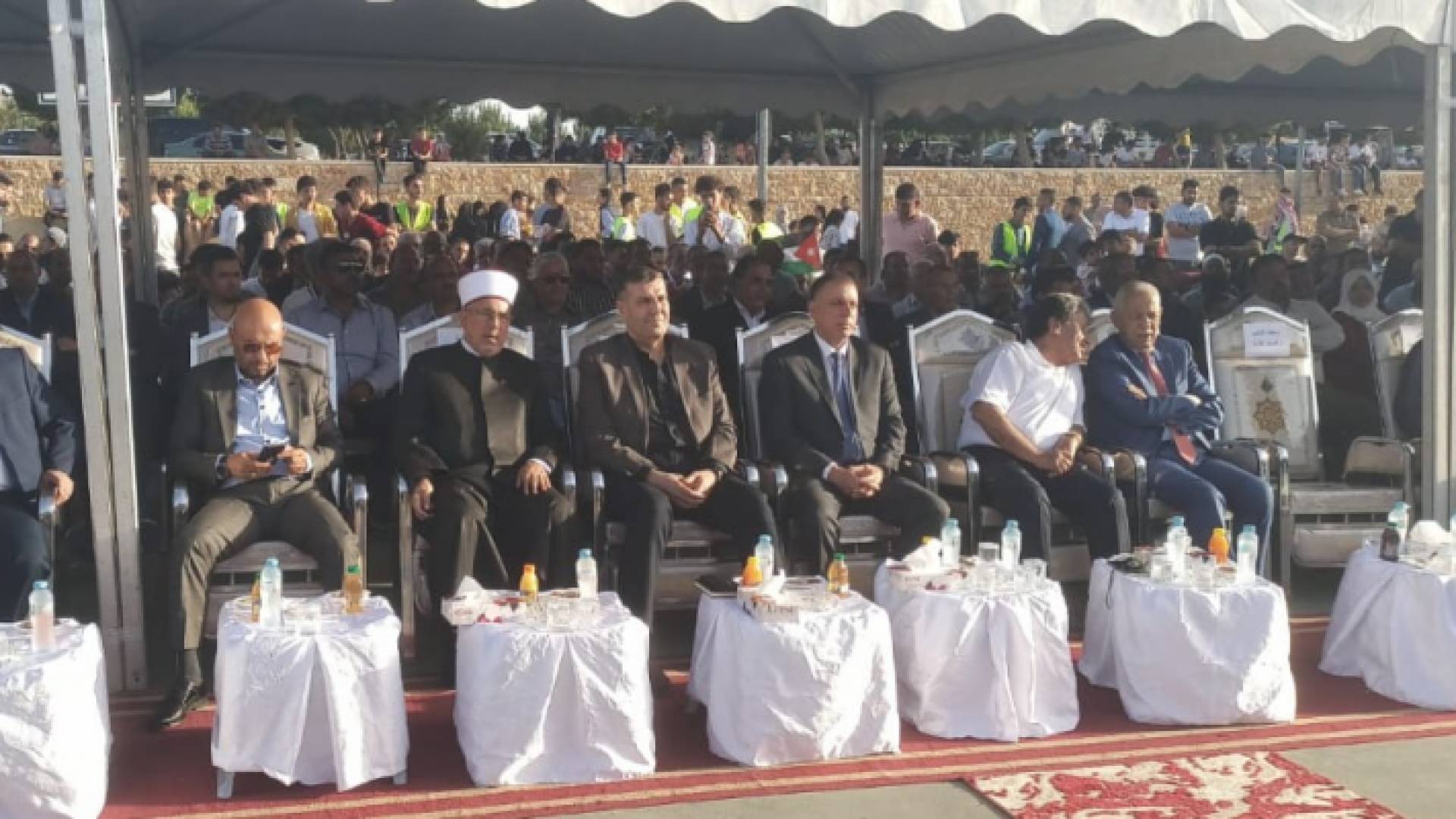 رئيس الديوان الملكي وعدد من الوزراء خلال الحفل