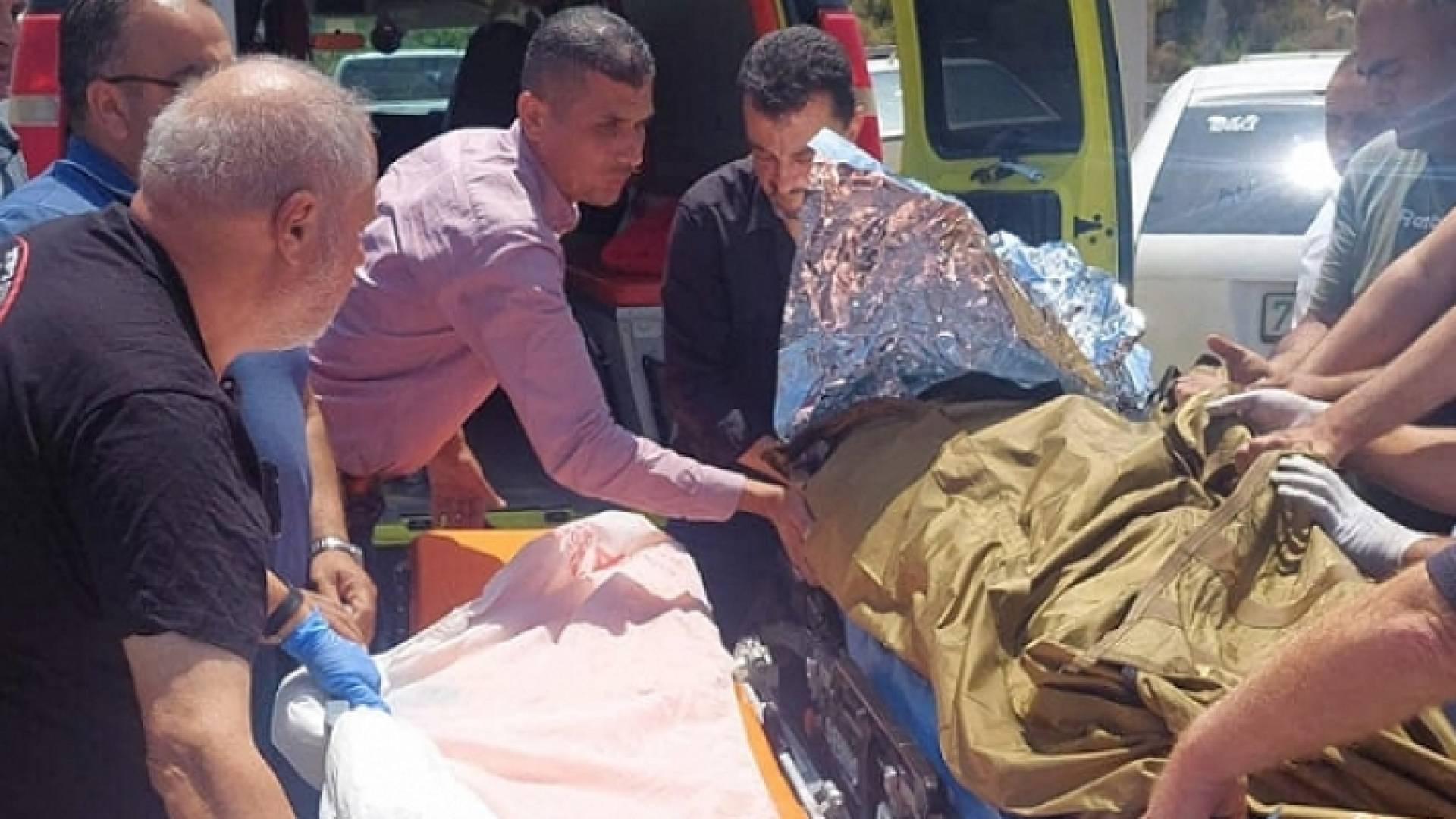 تسليم جثمان الشهيد أحمد يعقوب طه