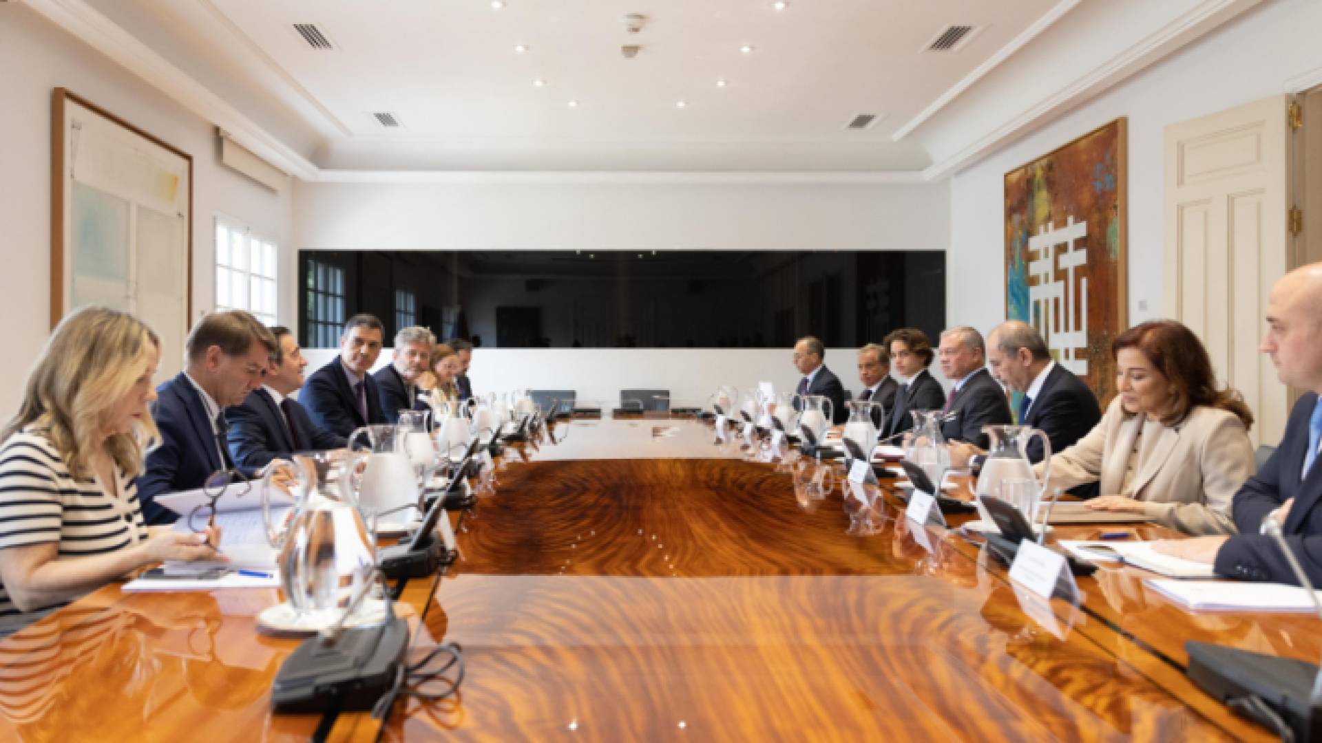 جانب من المباحثات