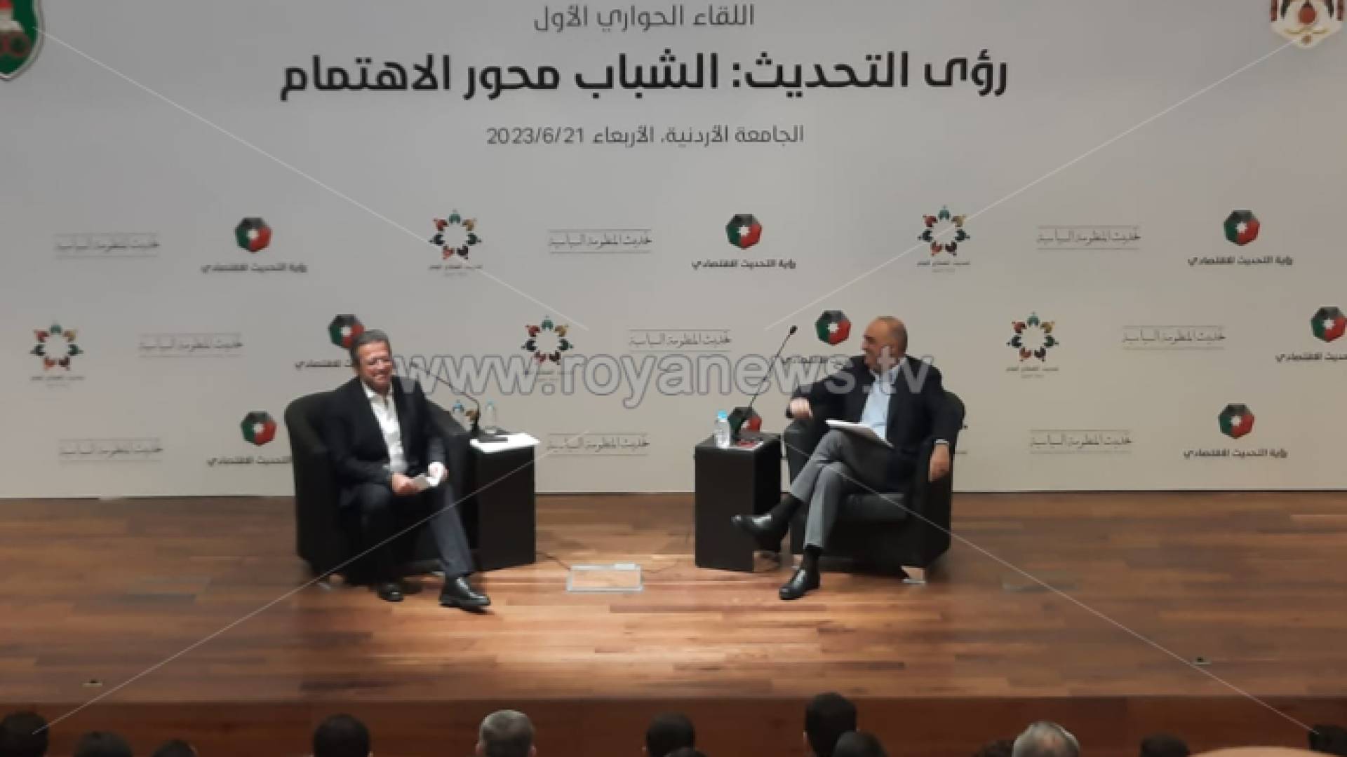 رئيس الوزراء خلال المؤتمر