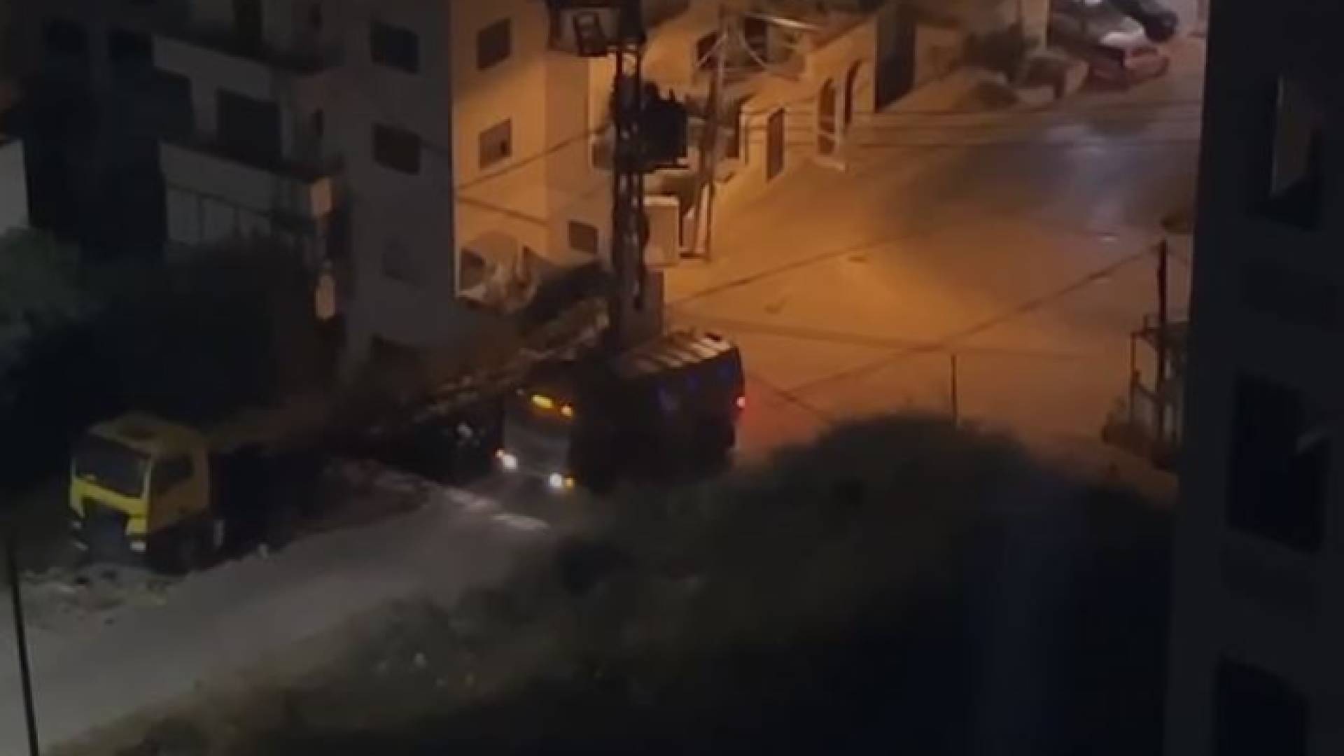 قوات الاحتلال خلال اقتحام المدينة