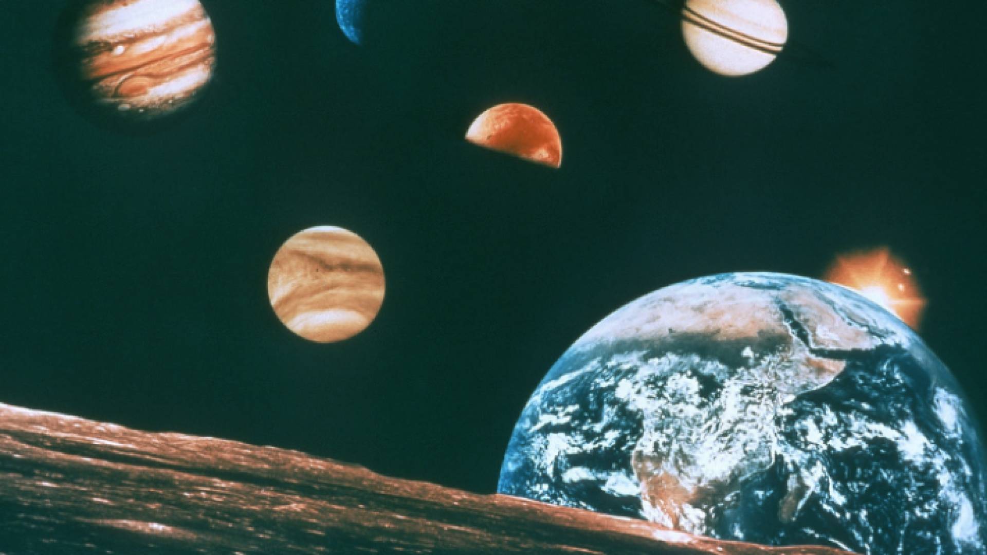 صورة لكواكب "تعبيرية"