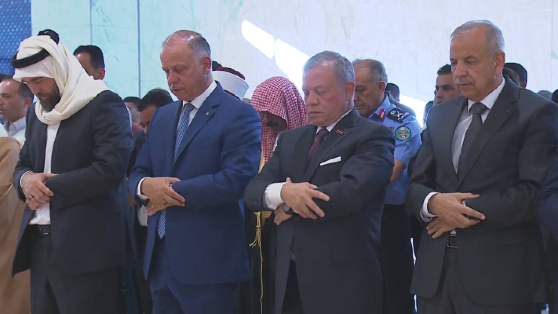 الملك يشارك الأردنيين صلاة عيد الأضحى