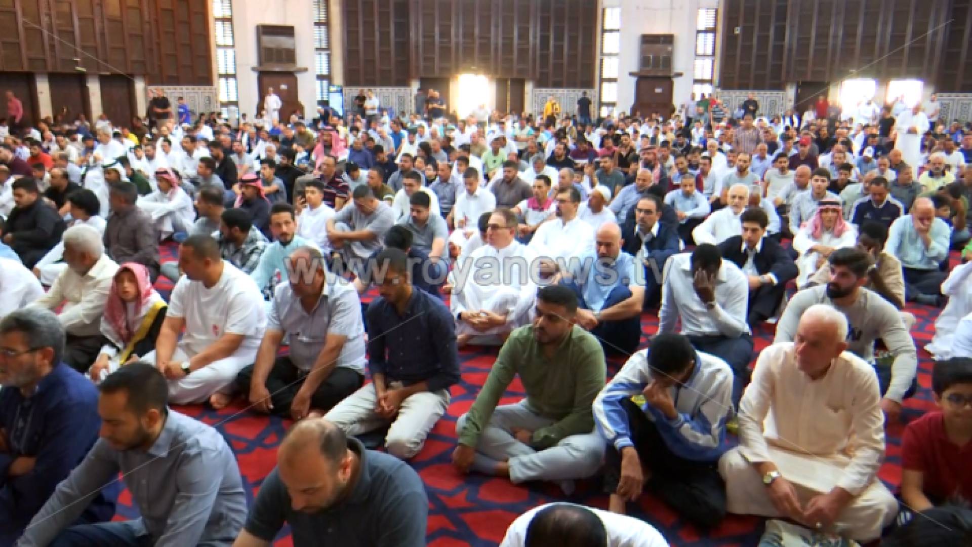 الصورة من صلاة العيد