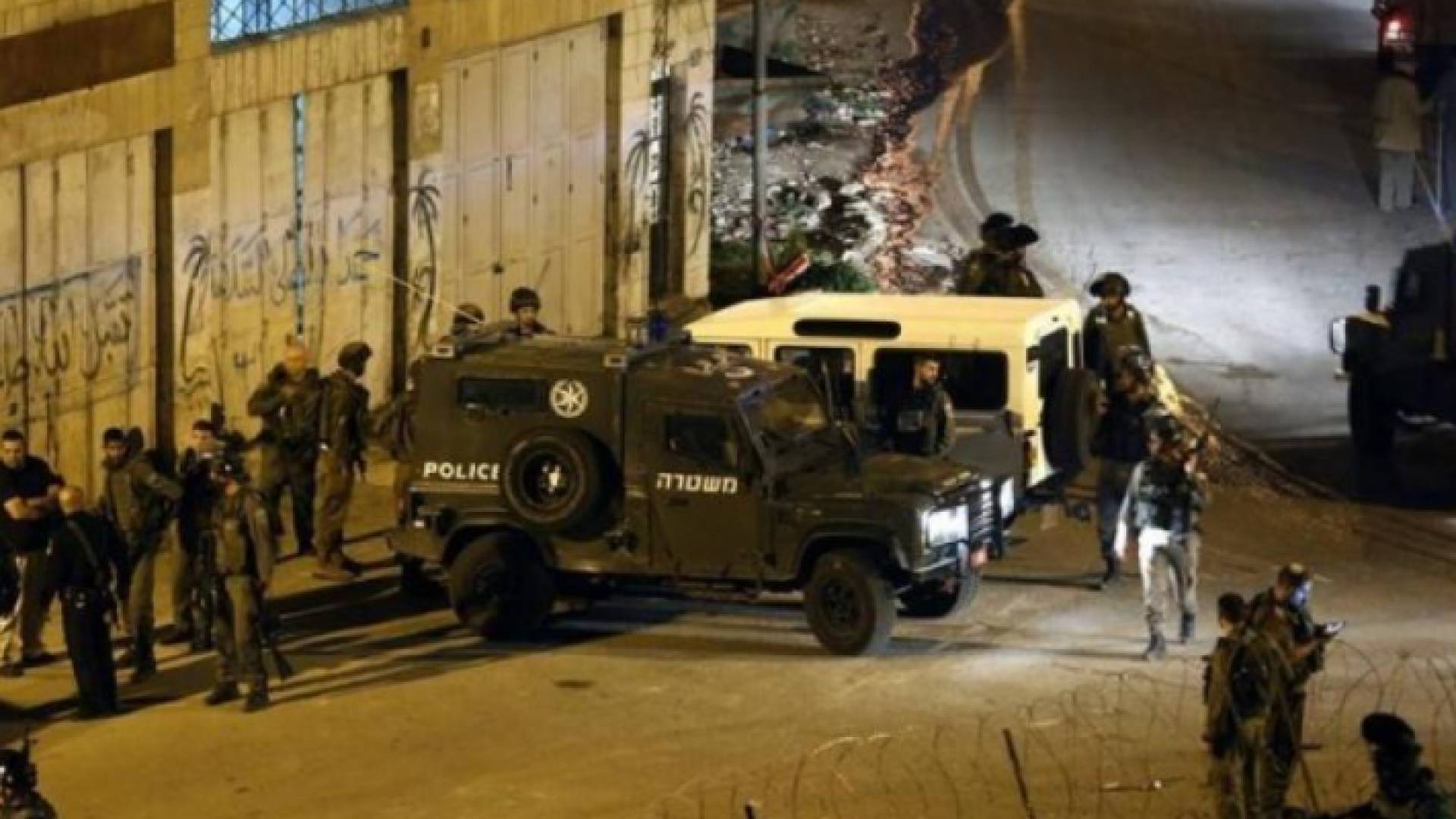 جيش الاحتلال أثناء اقتحام مدن فلسطينية
