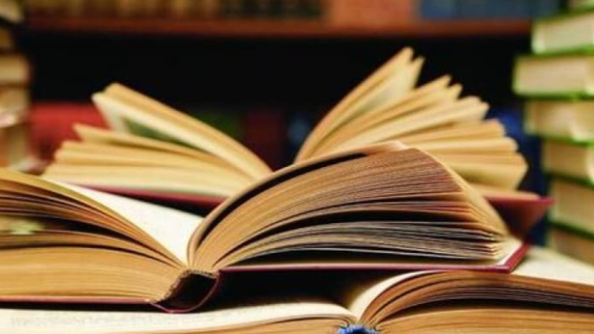 صورة تعبيرية لكتب