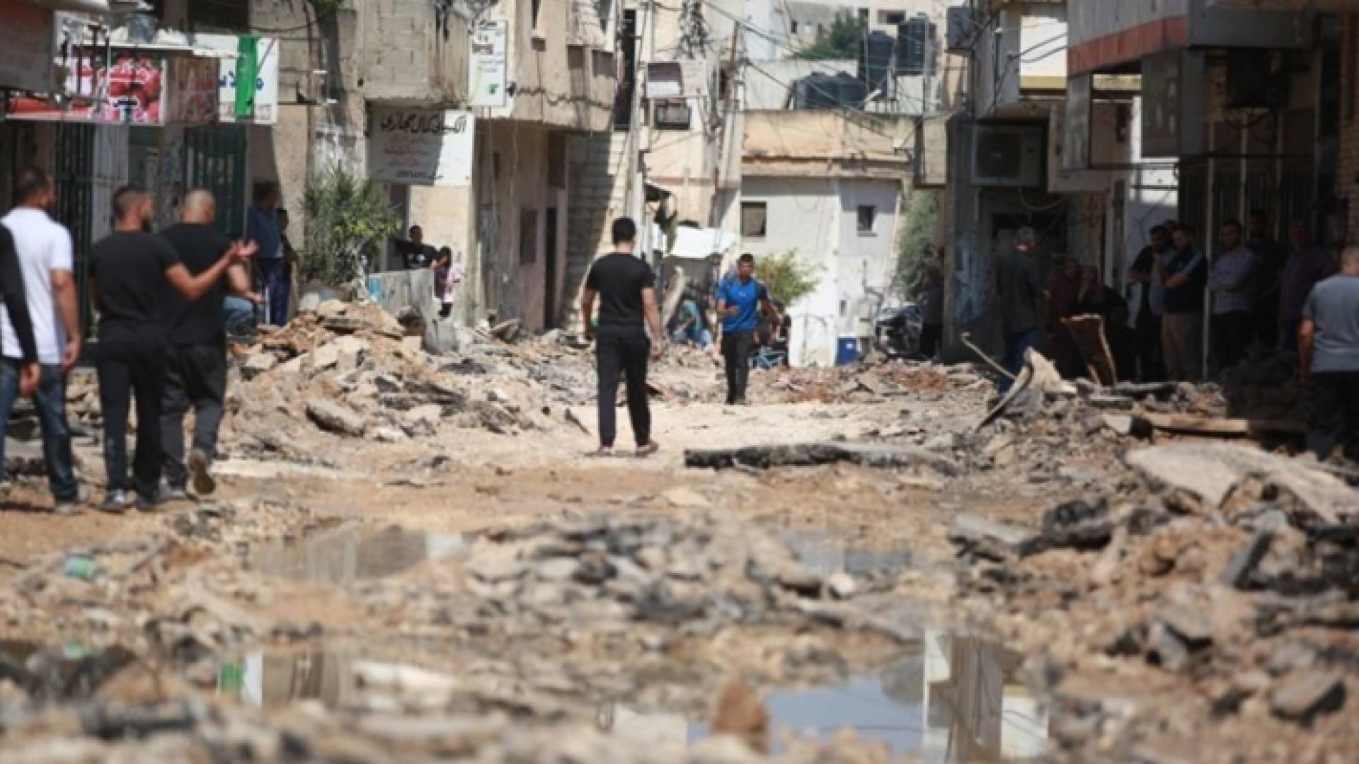 آثار الدمار في مخيم جنين