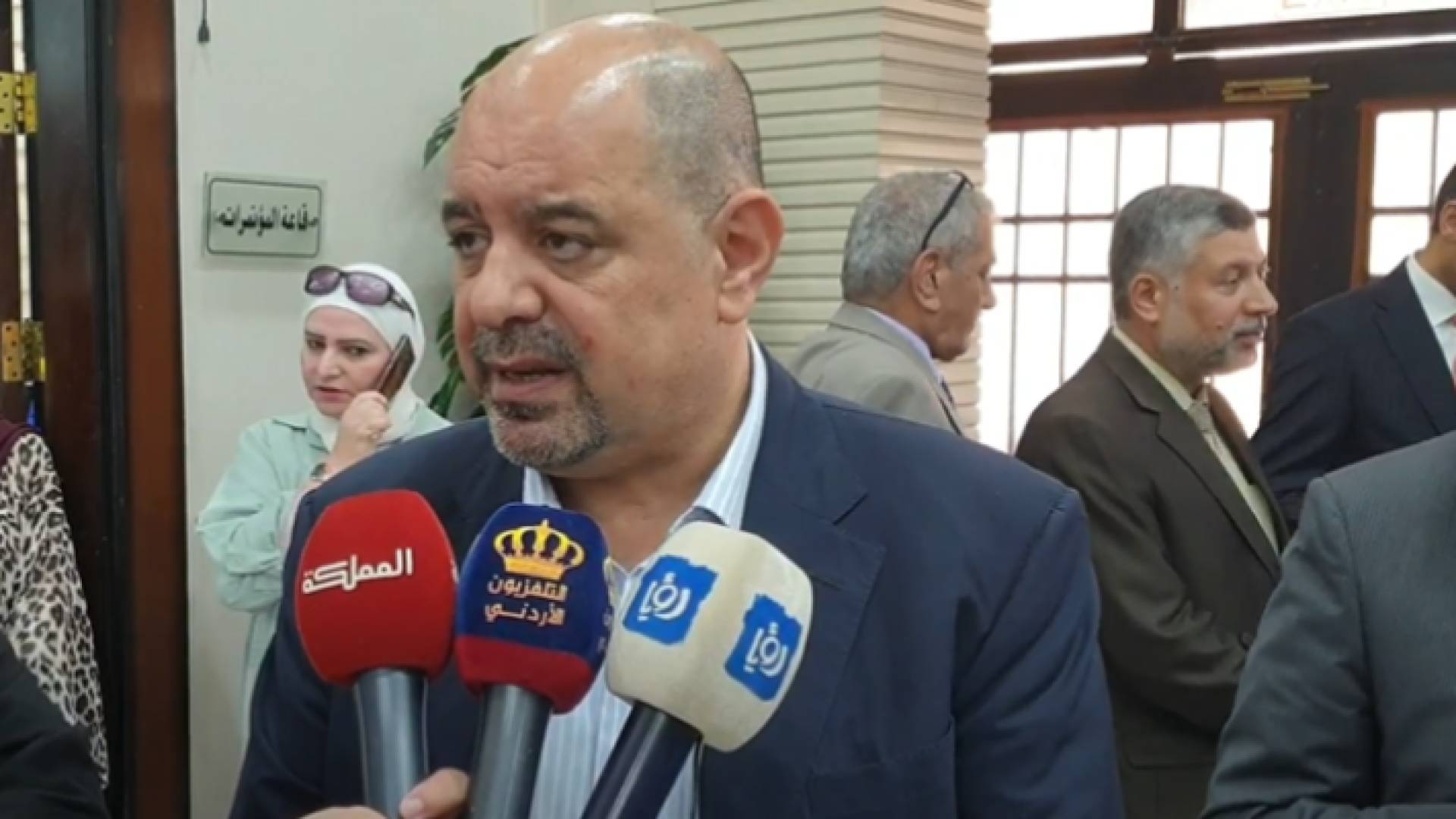 وزير الاقتصاد الرقمي والريادة احمد الهناندة