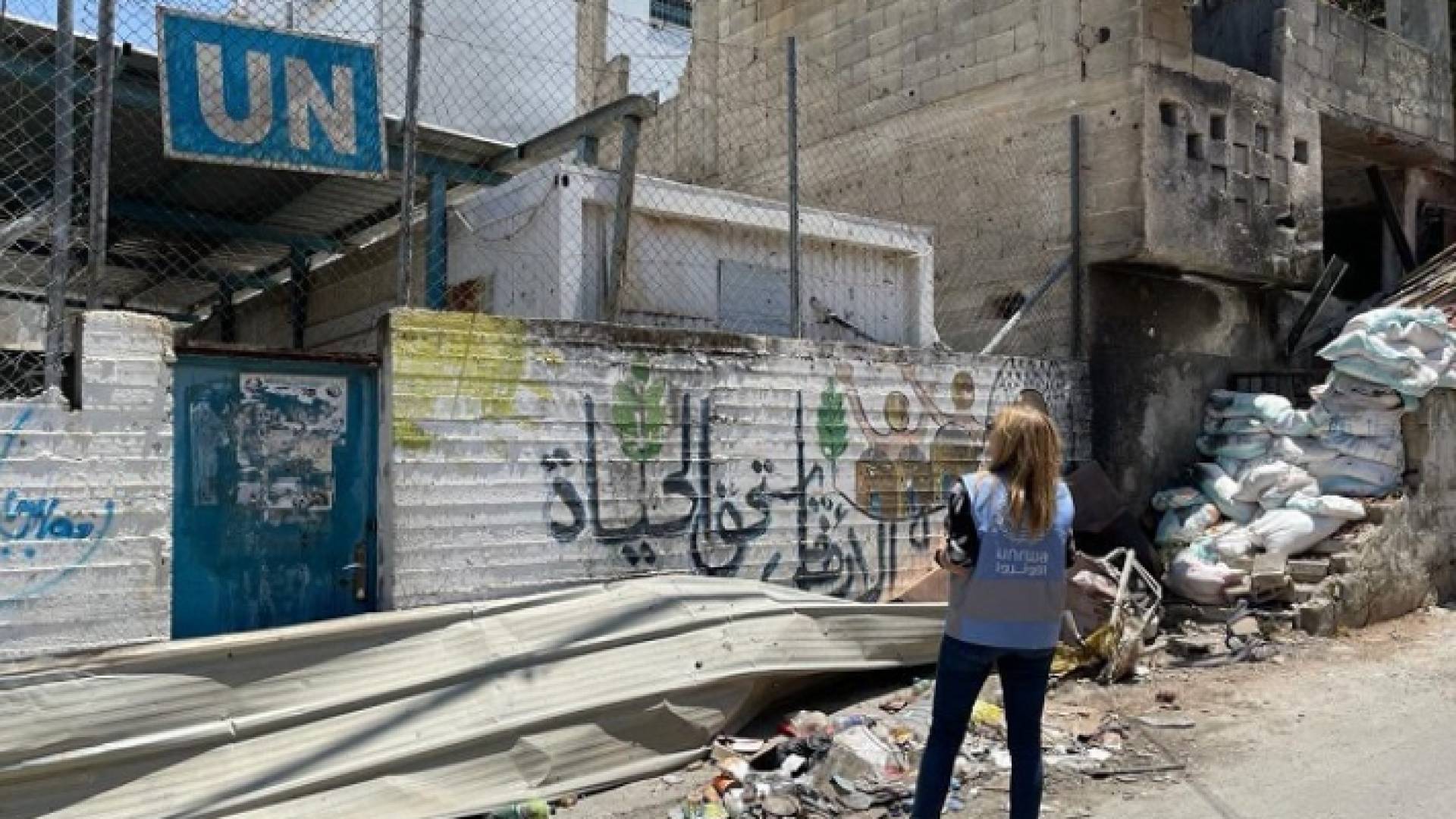 مكتب الأونروا في مخيم جنين