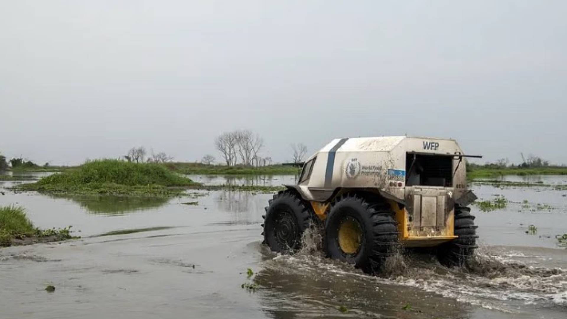 مركبة مسيرة يستخدمها برنامج الأغذية العالمي